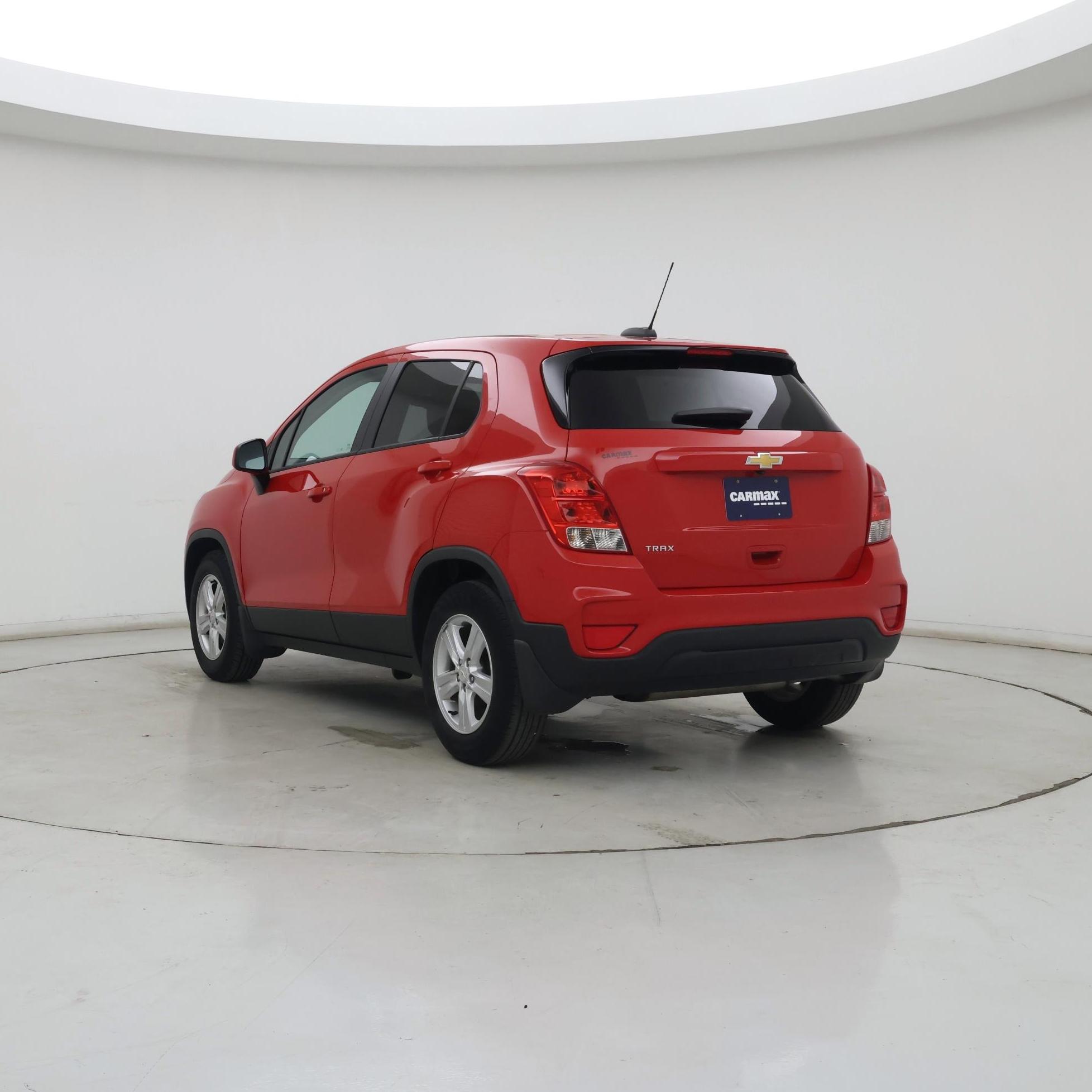 Thumbnail: 2020 Chevrolet Trax - 2