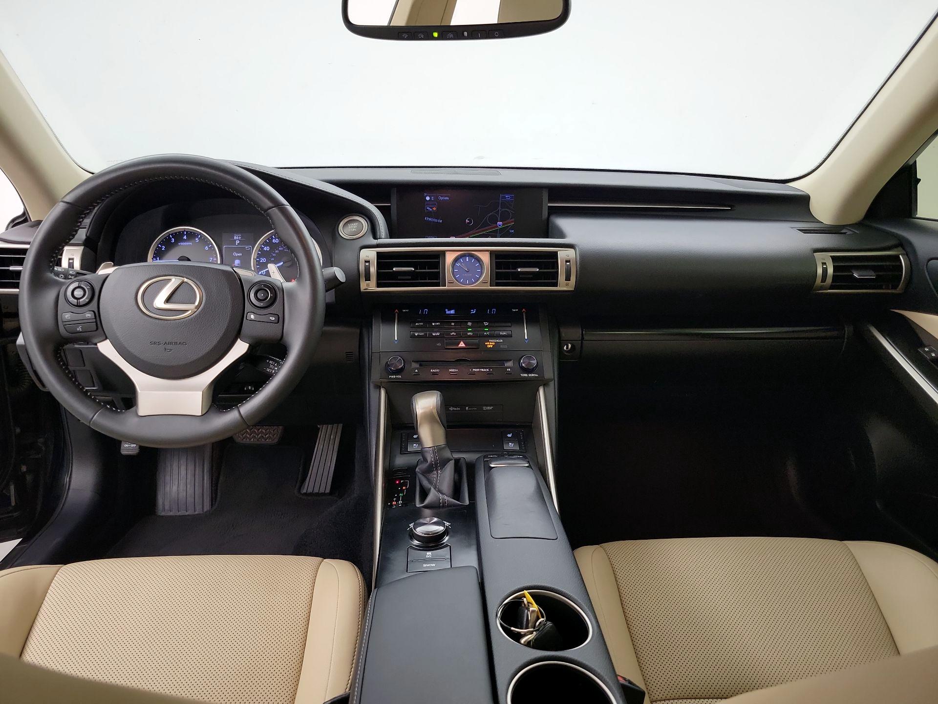 Thumbnail: 2014 Lexus IS - 9