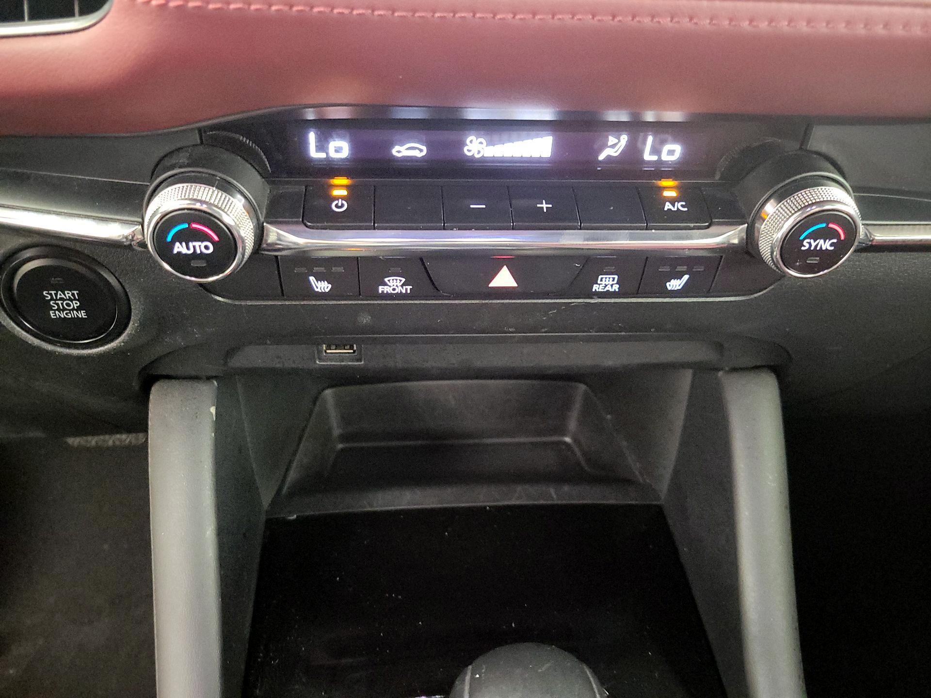 Thumbnail: 2019 Mazda Mazda3 - 17