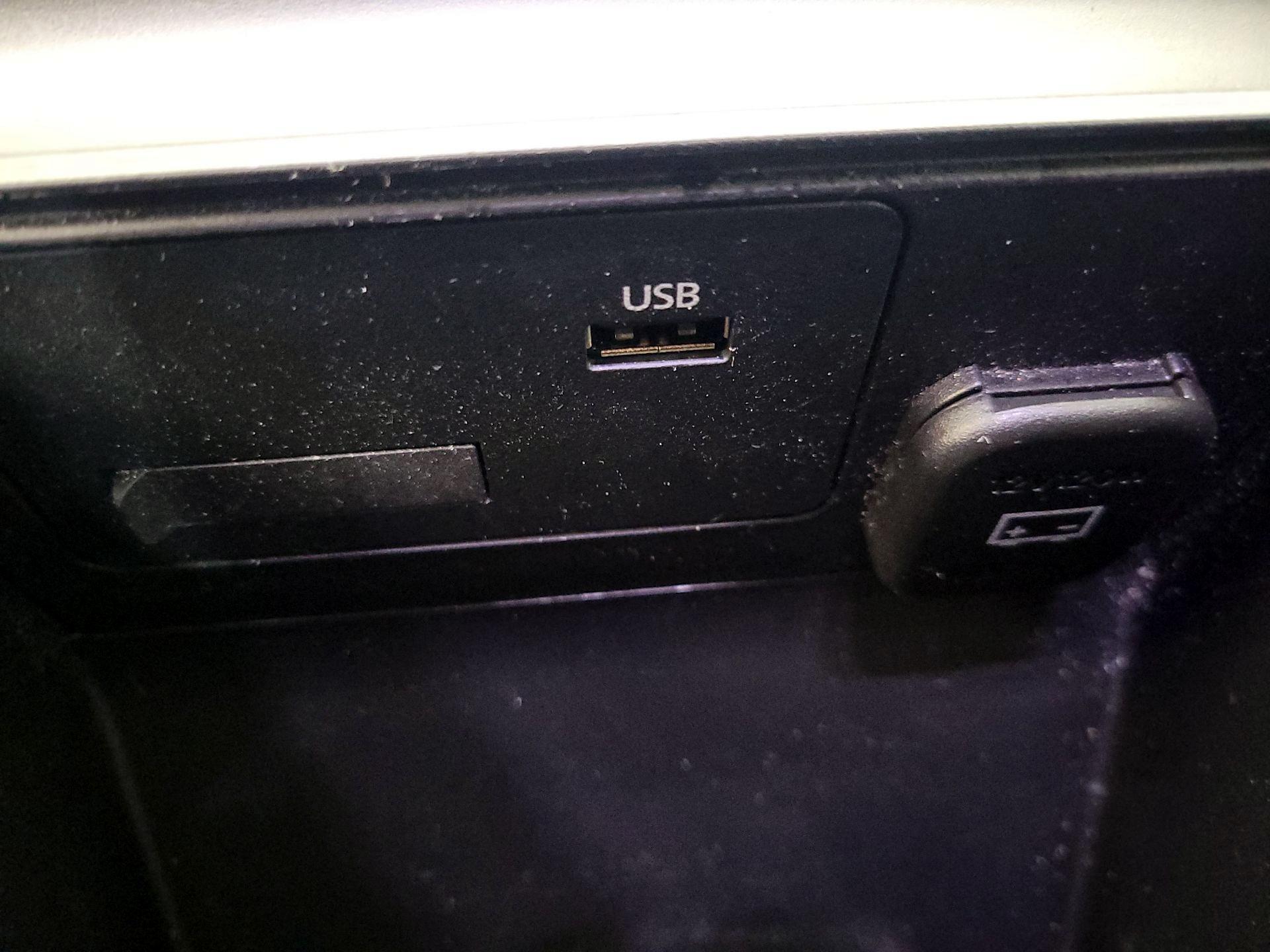 Thumbnail: 2019 Mazda Mazda3 - 19