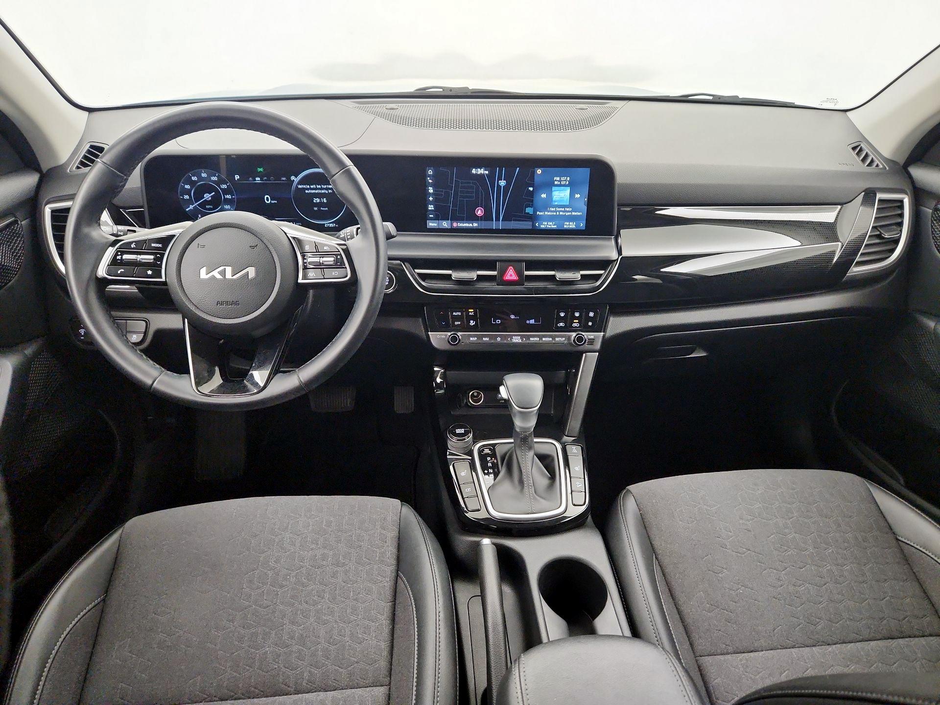 Thumbnail: 2024 Kia Seltos - 9