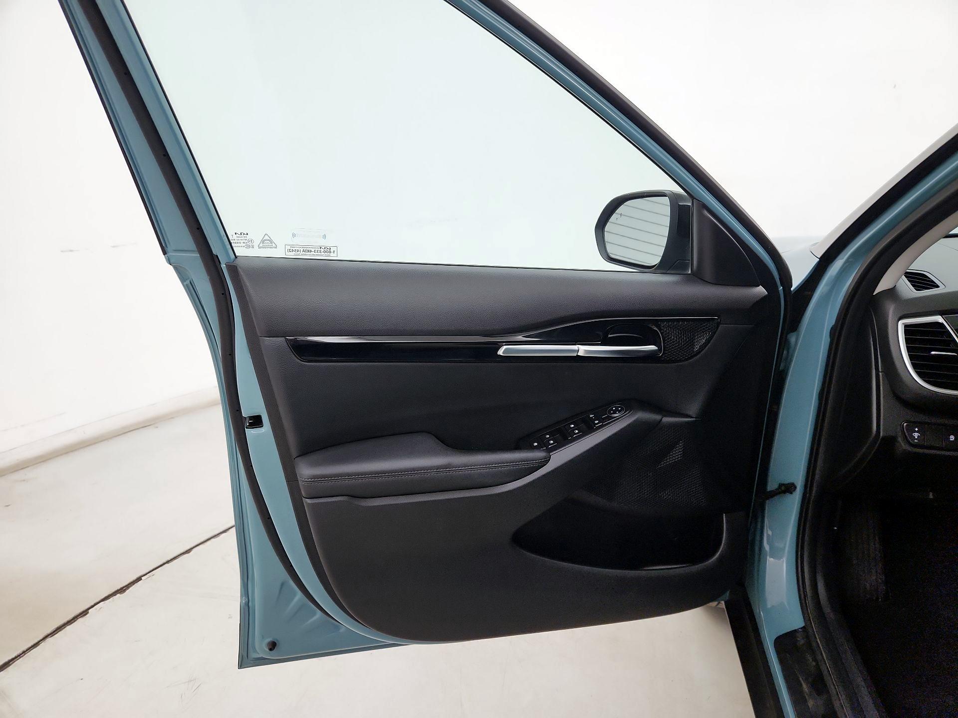 Thumbnail: 2024 Kia Seltos - 12