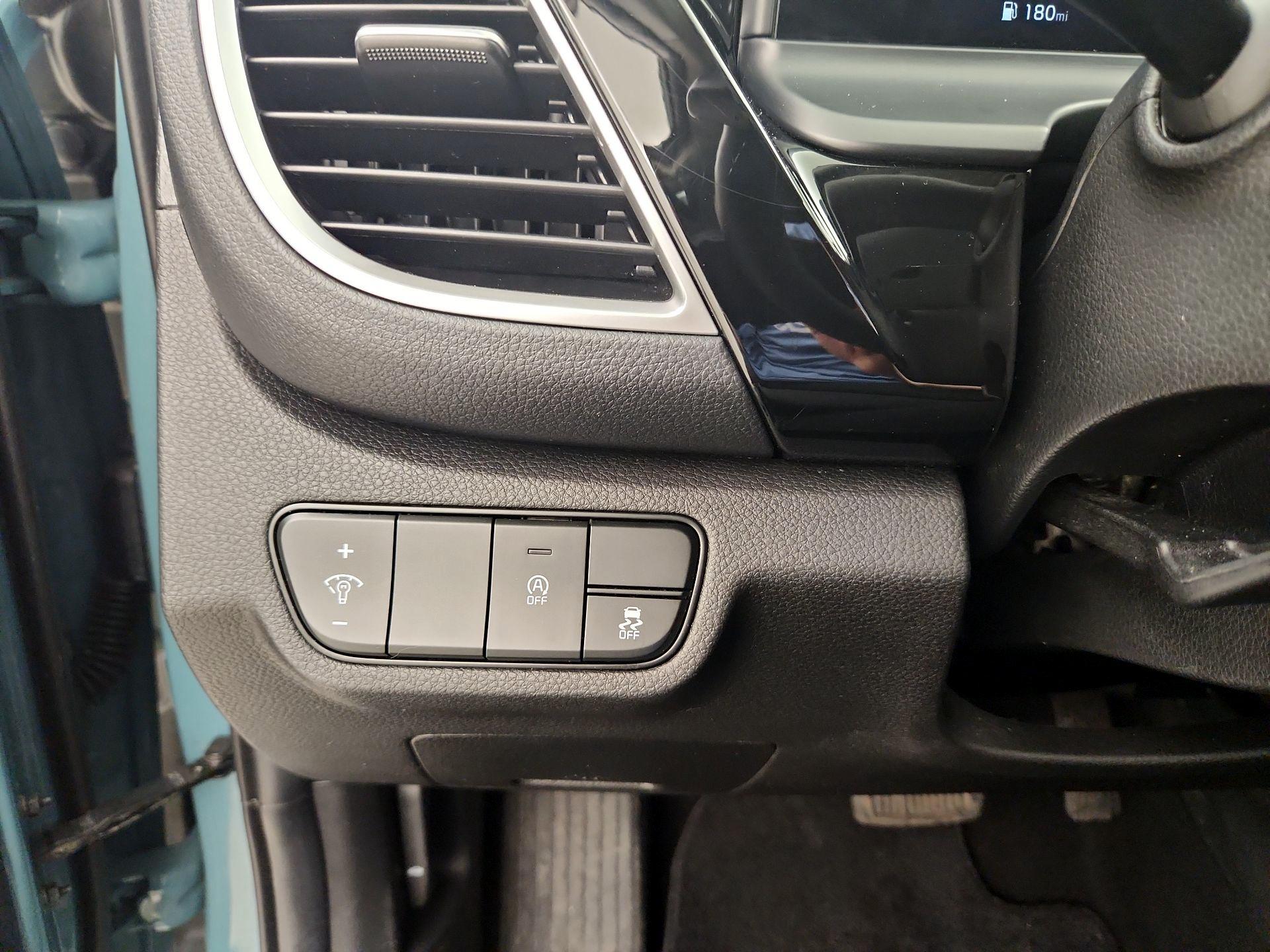 Thumbnail: 2024 Kia Seltos - 13