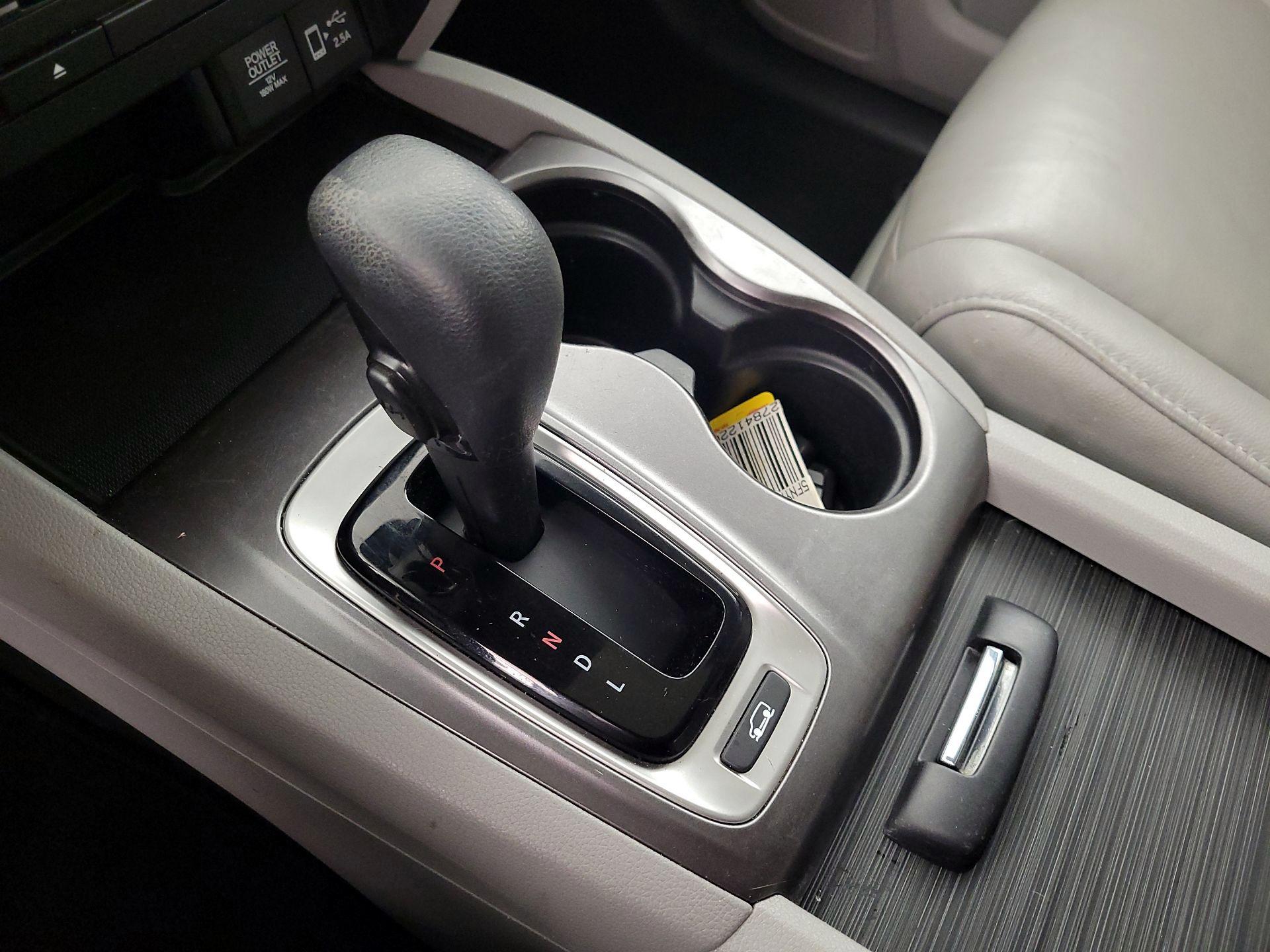 Thumbnail: 2020 Honda Pilot - 17