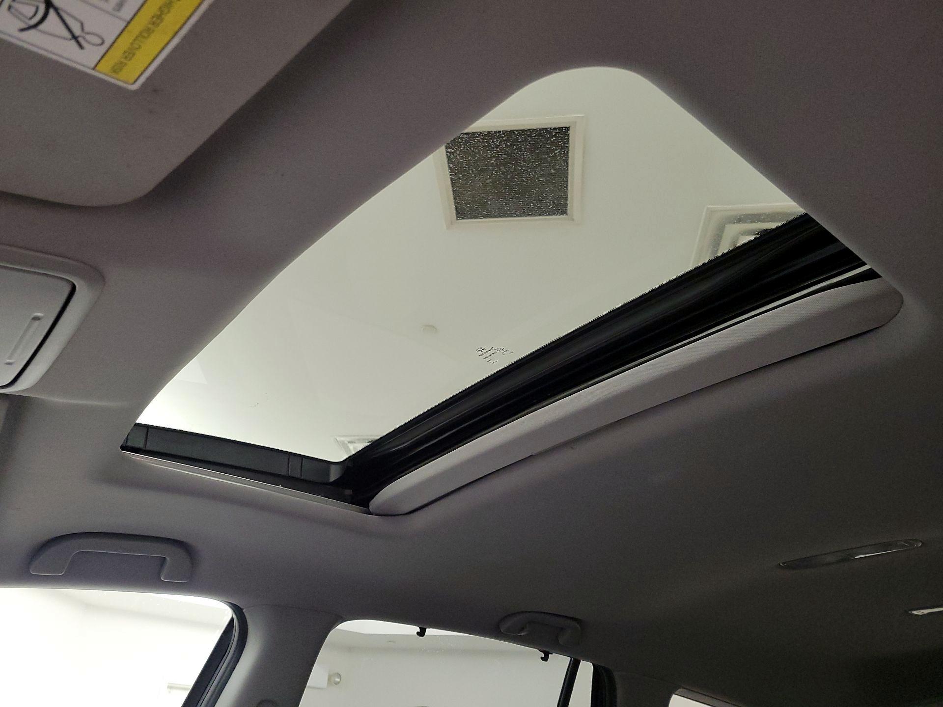 Thumbnail: 2020 Honda Pilot - 19