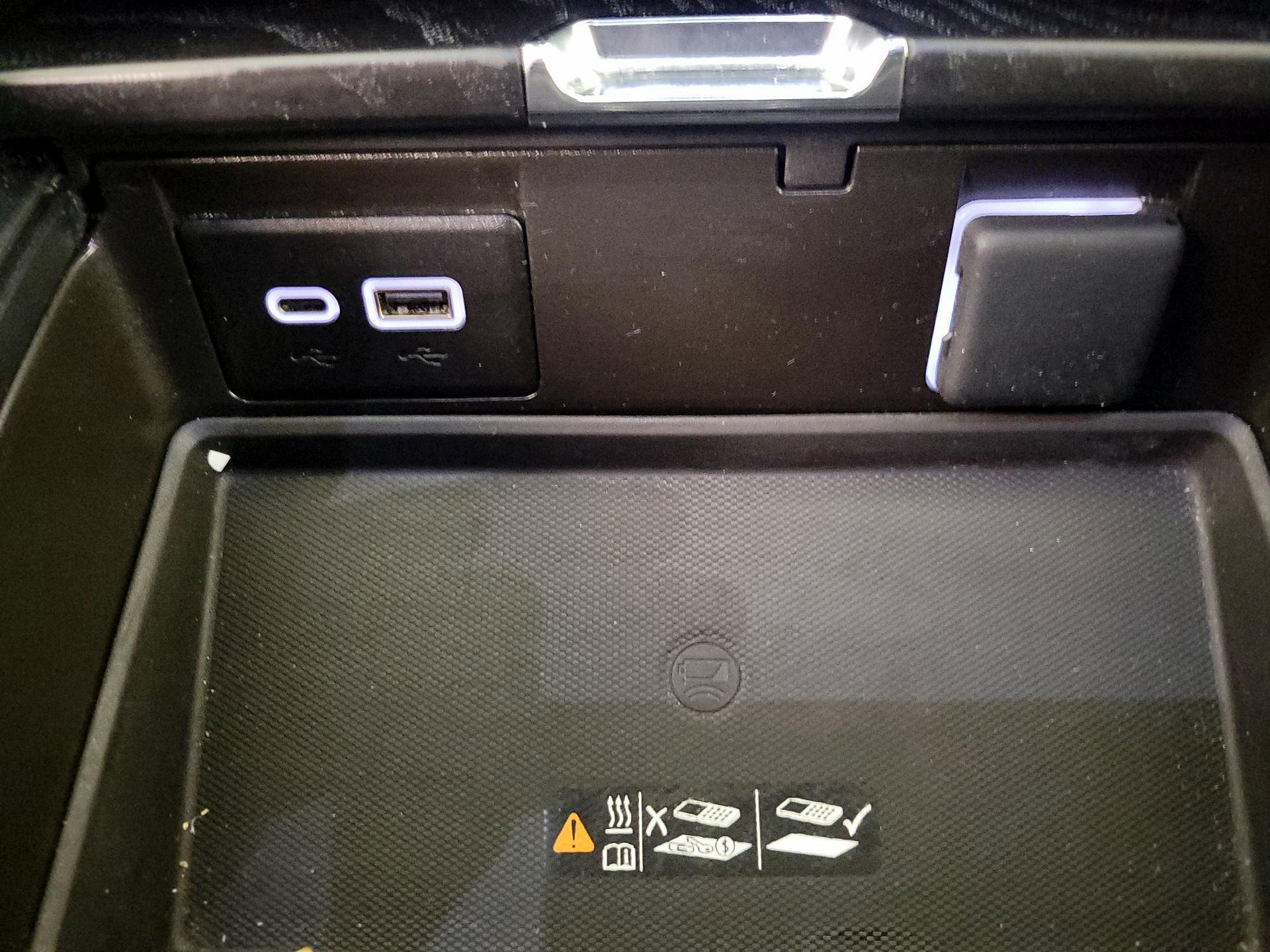 Thumbnail: 2024 GMC Yukon - 19