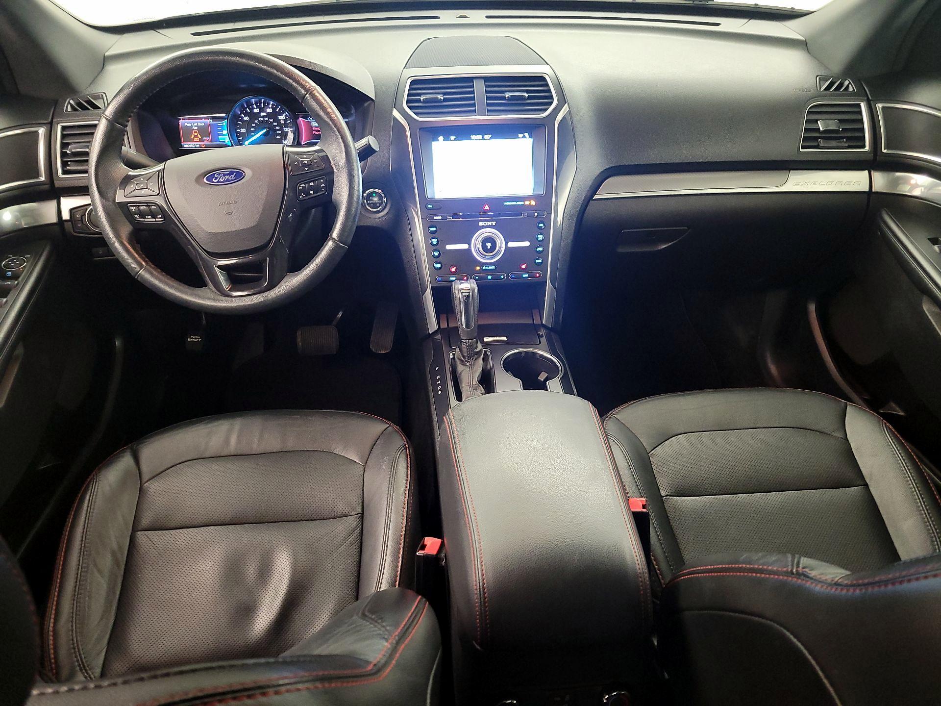 Thumbnail: 2017 Ford Explorer - 9