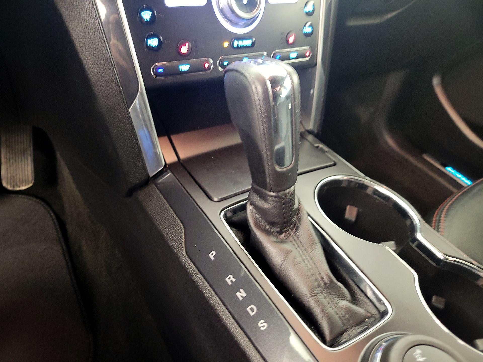 Thumbnail: 2017 Ford Explorer - 18