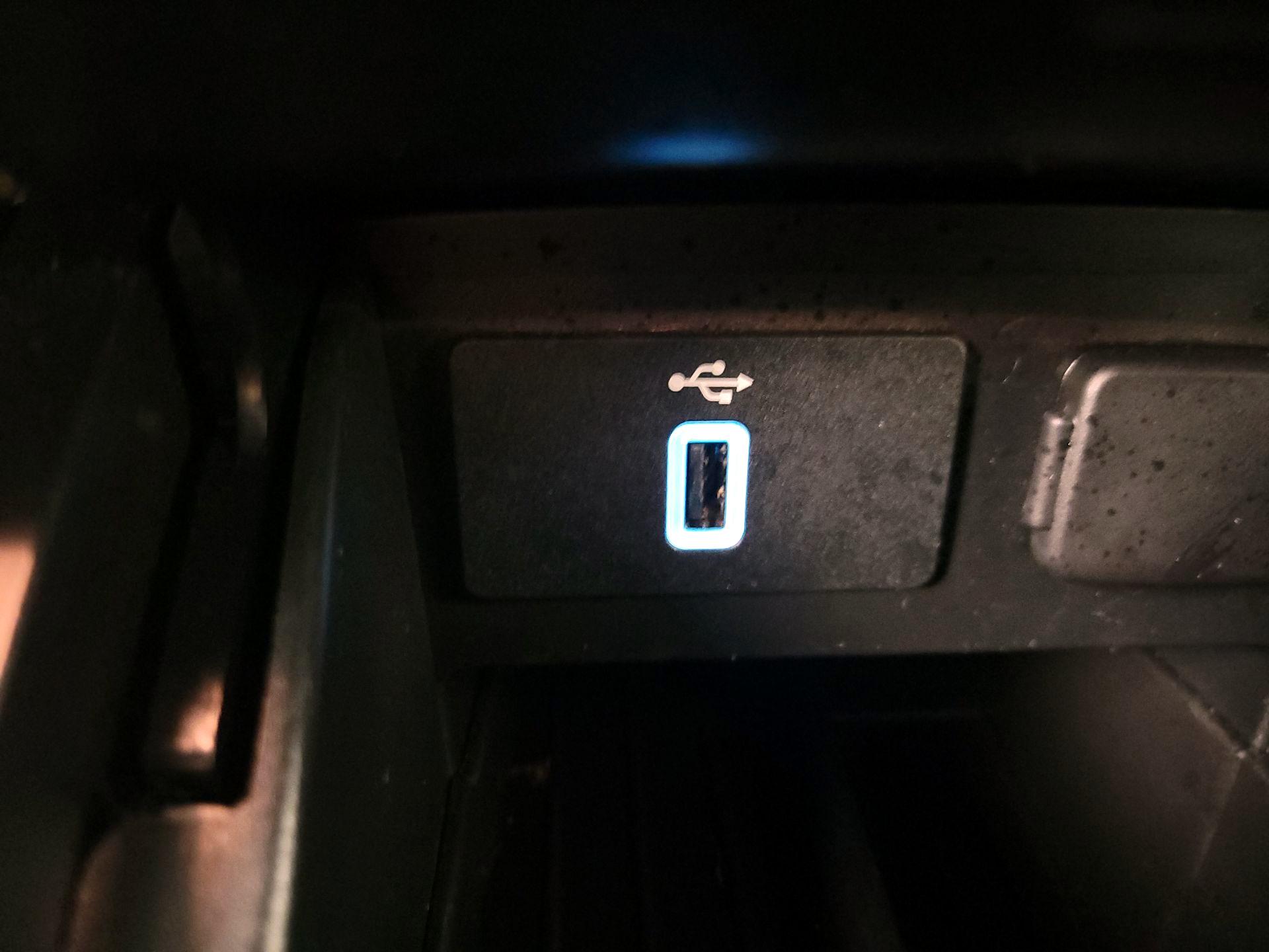 Thumbnail: 2017 Ford Explorer - 19