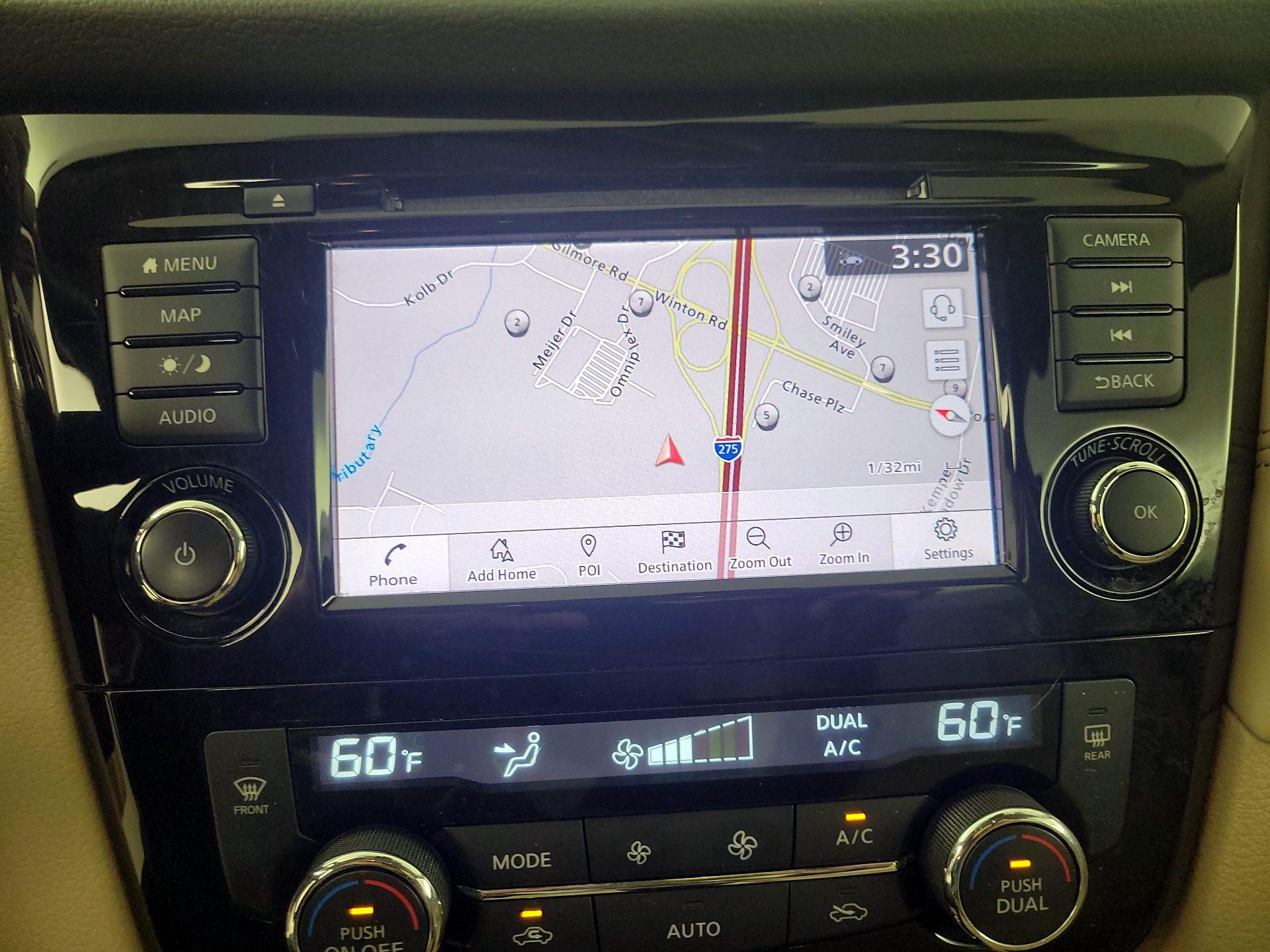 Thumbnail: 2018 Nissan Rogue - 14