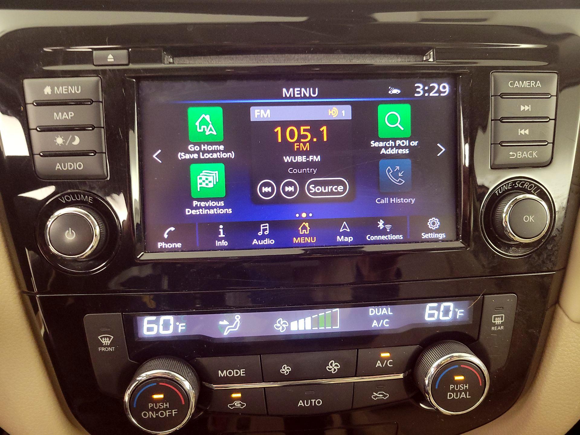 Thumbnail: 2018 Nissan Rogue - 16