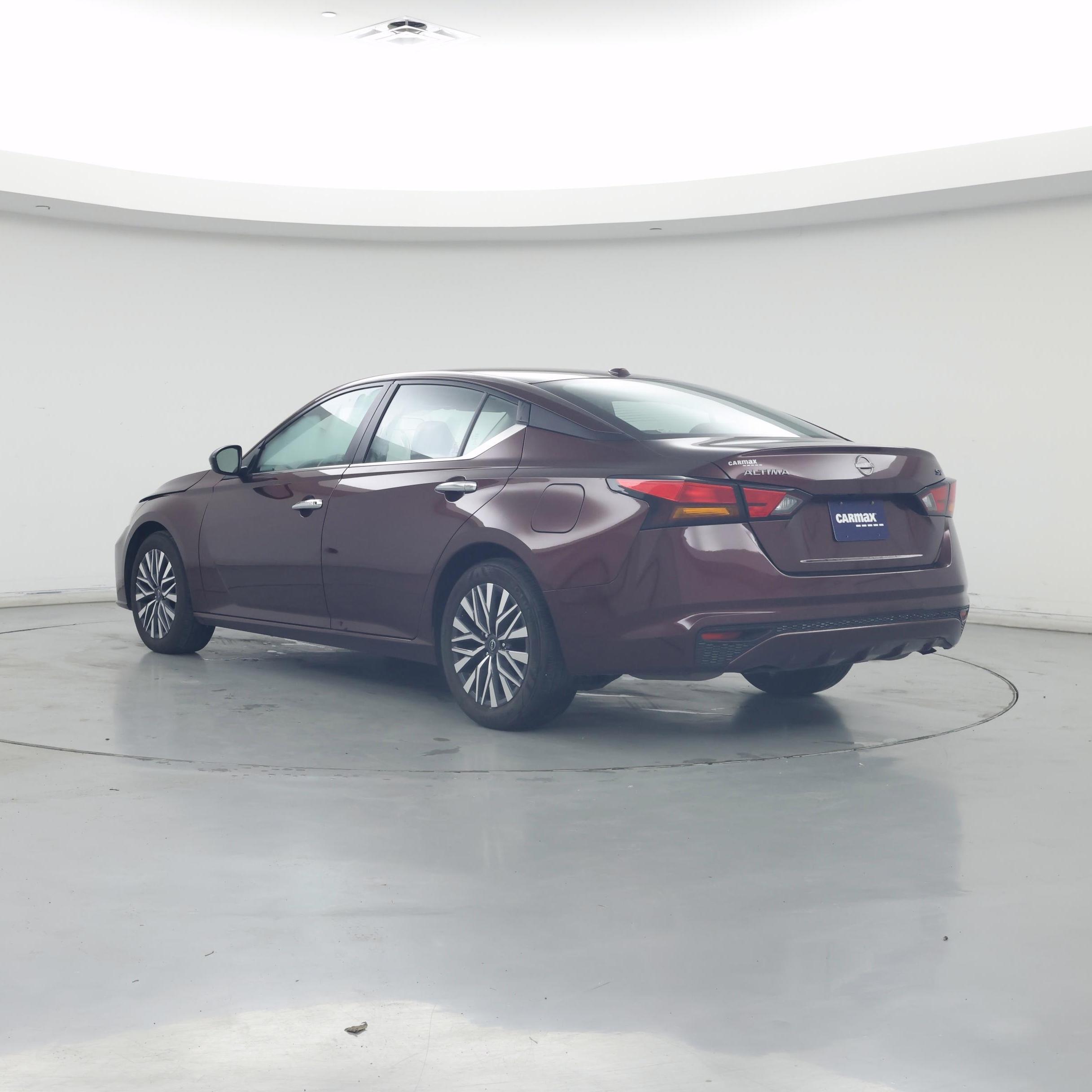 Thumbnail: 2024 Nissan Altima - 2