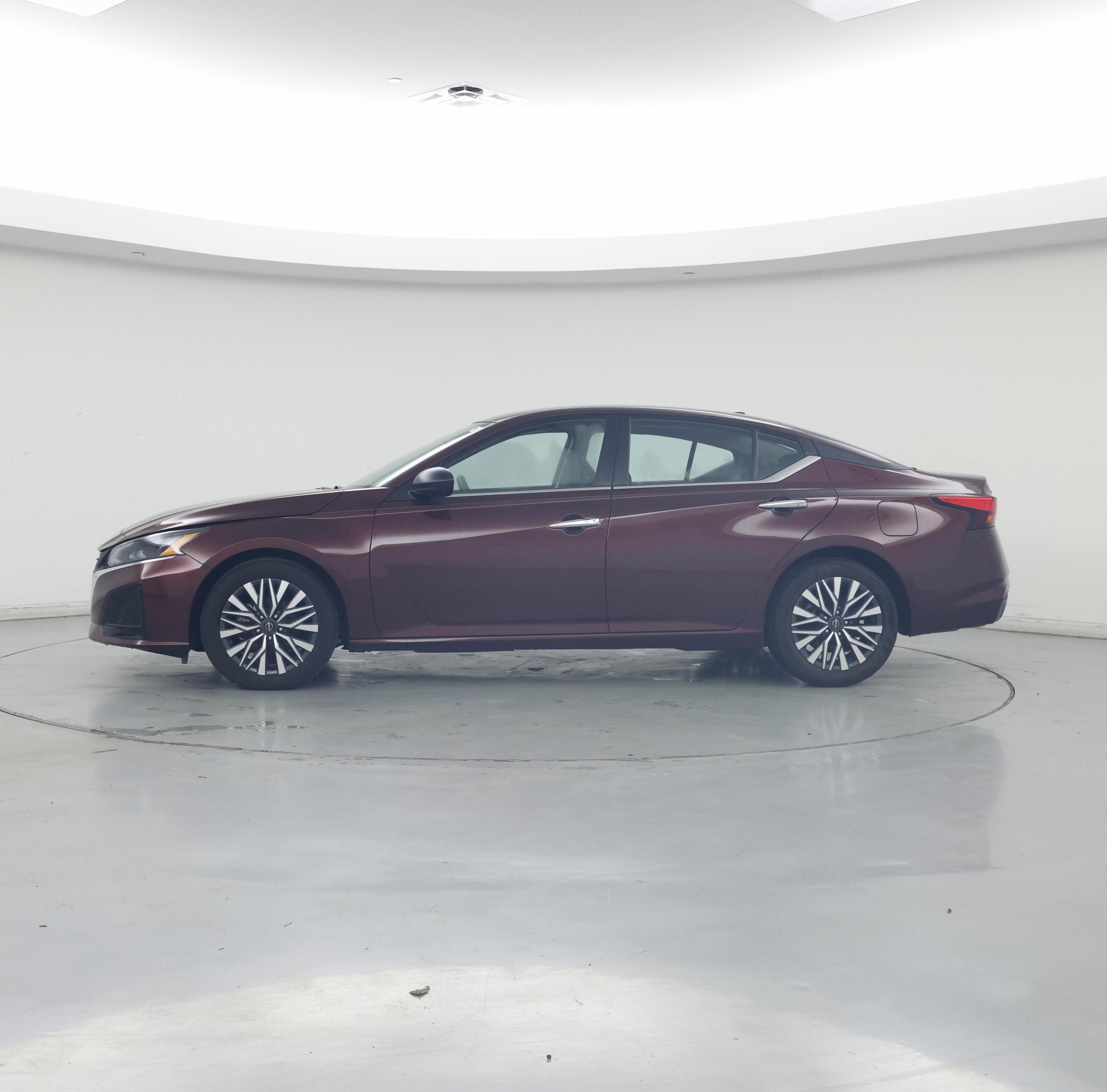 Thumbnail: 2024 Nissan Altima - 3