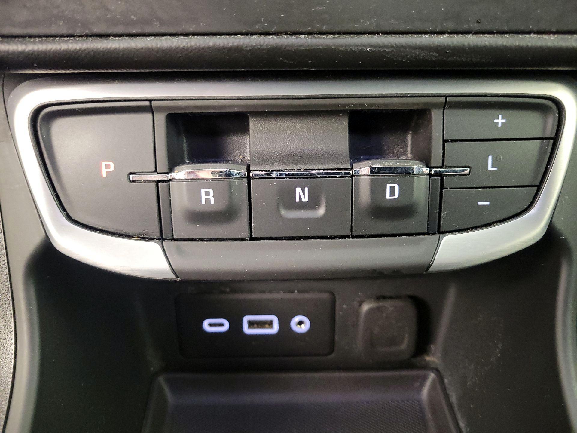 Thumbnail: 2022 GMC Terrain - 18