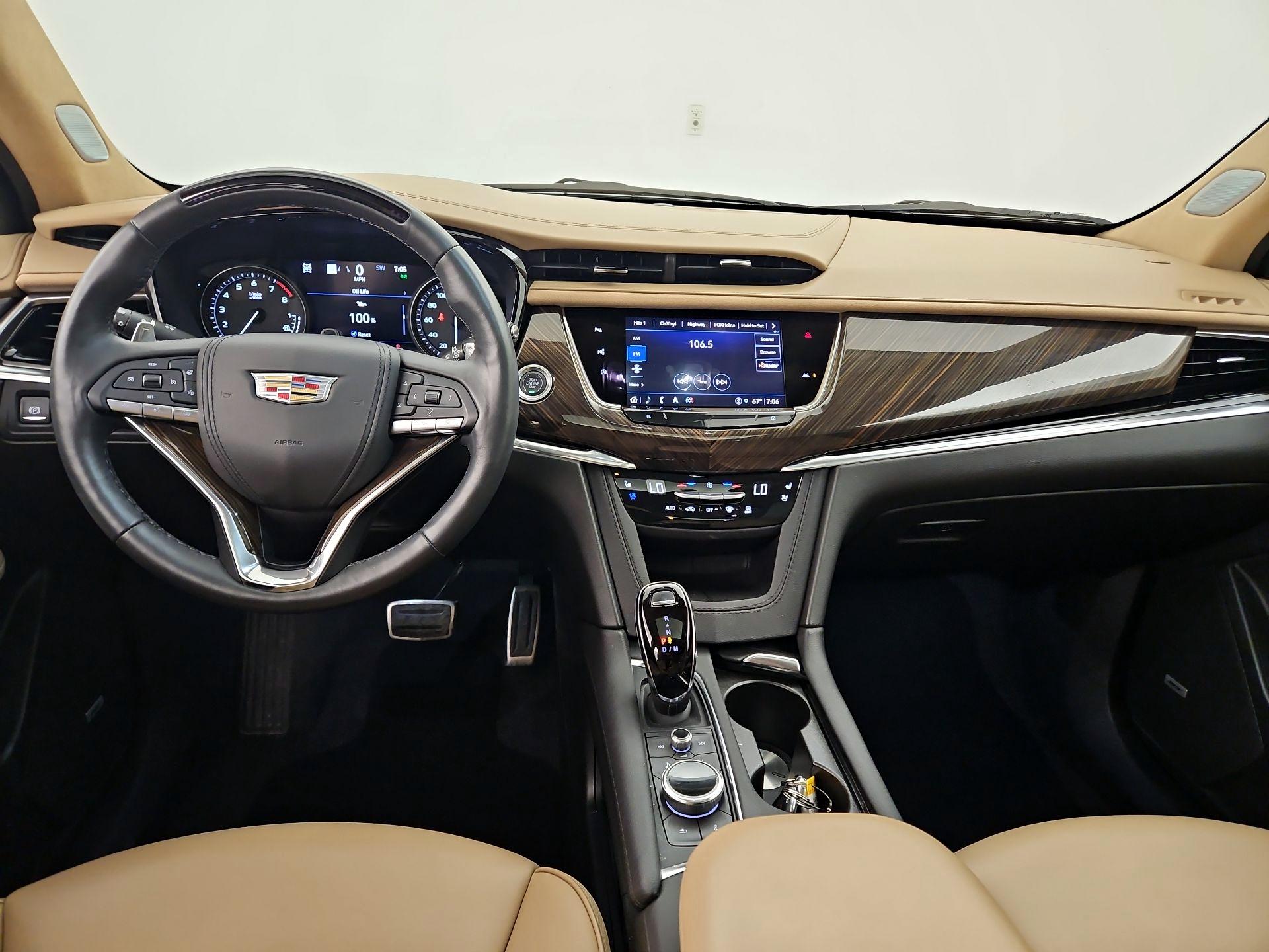 Thumbnail: 2023 Cadillac XT6 - 9