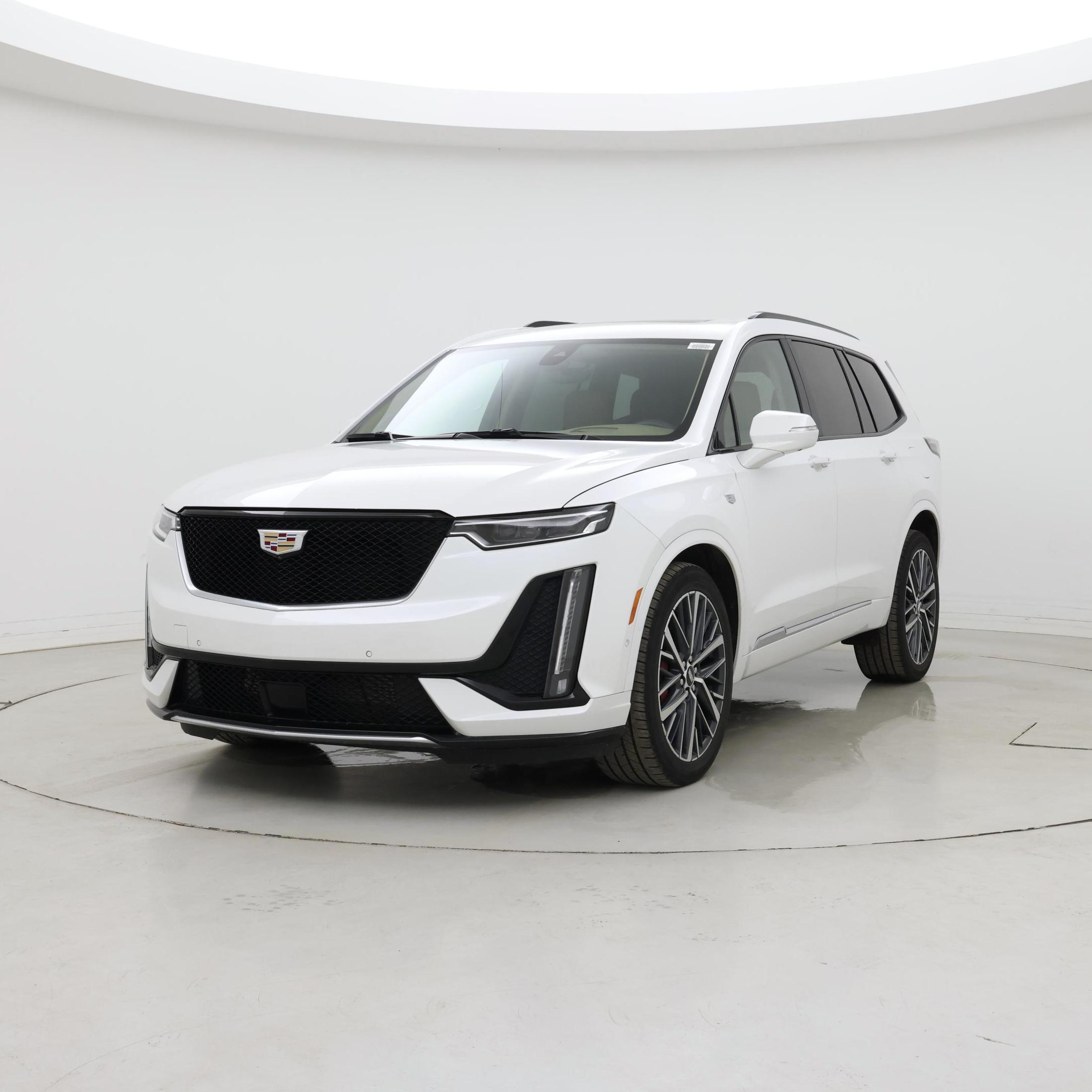 Thumbnail: 2023 Cadillac XT6 - 4