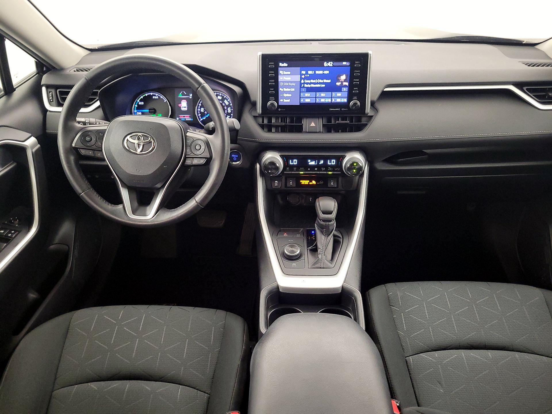 Thumbnail: 2020 Toyota RAV4 - 9