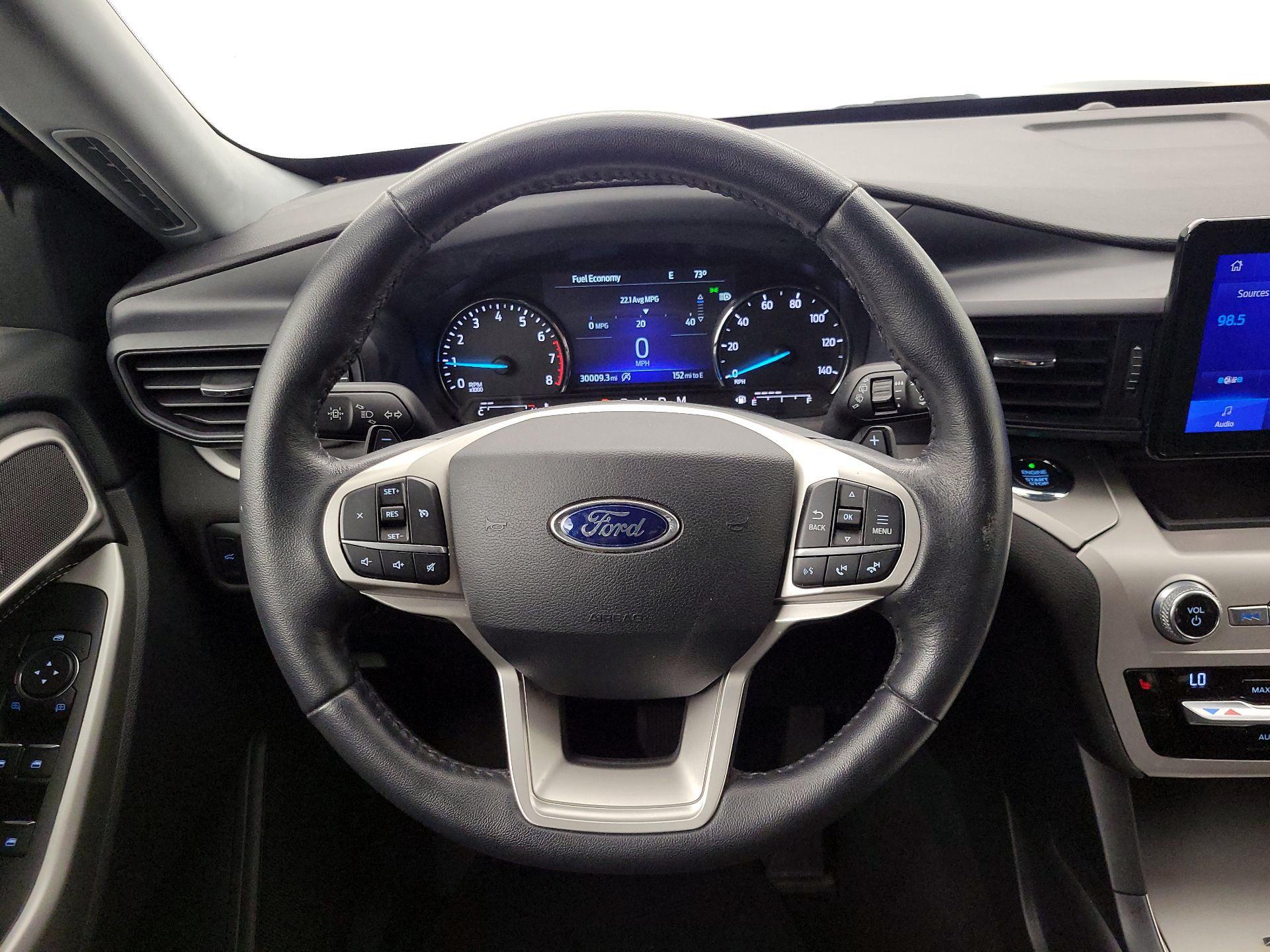 Thumbnail: 2021 Ford Explorer - 10