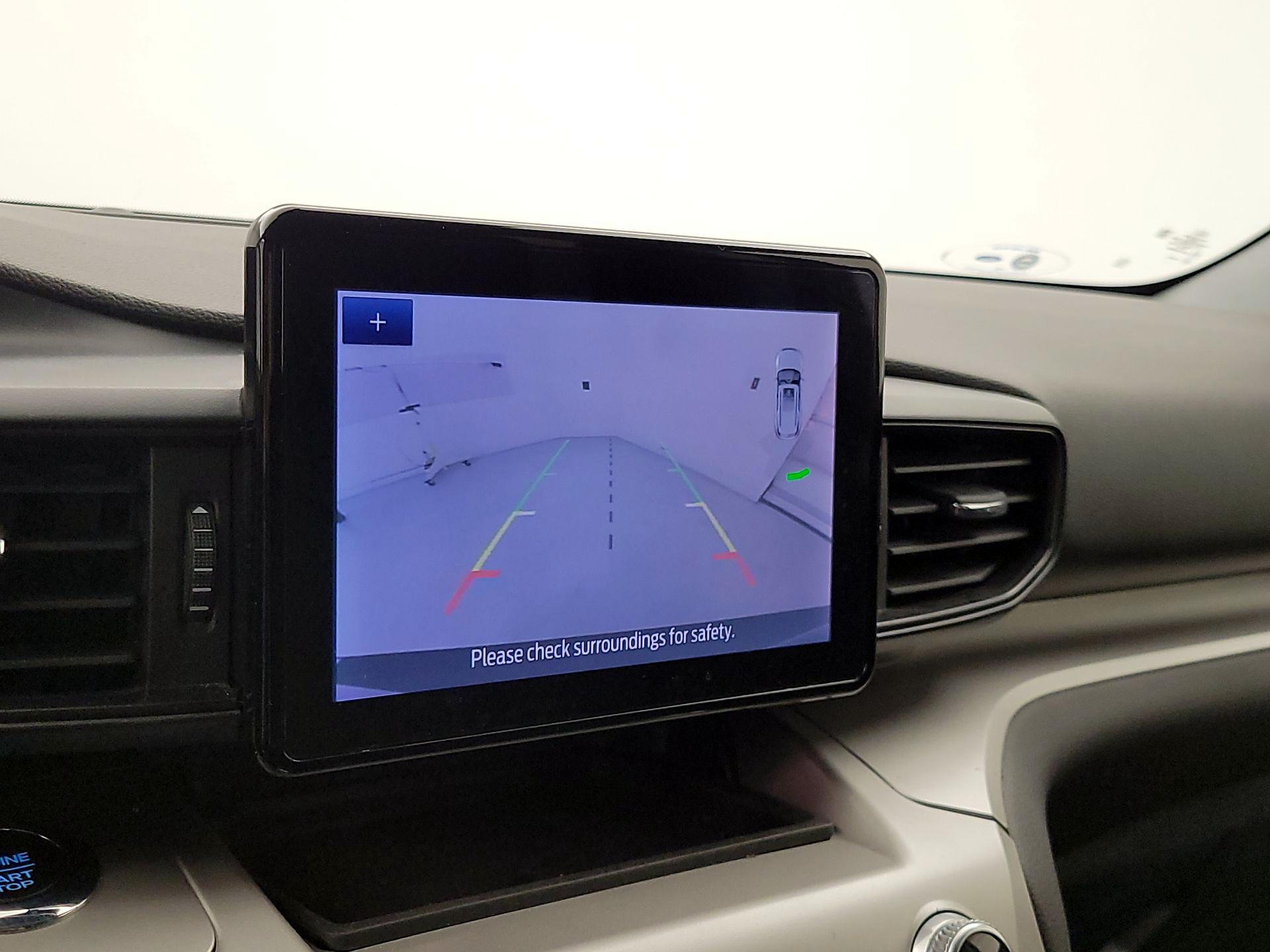 Thumbnail: 2021 Ford Explorer - 14