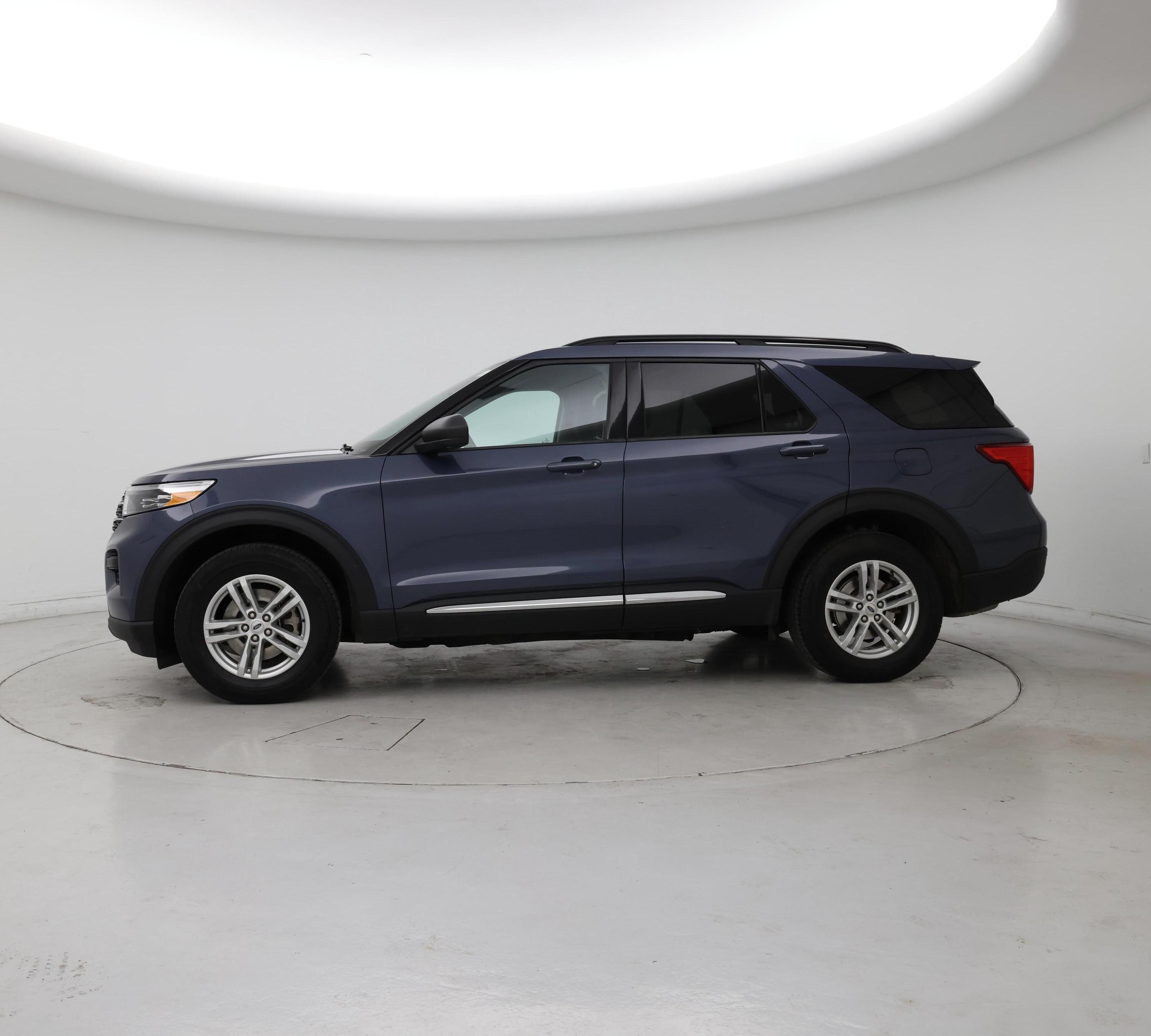 Thumbnail: 2021 Ford Explorer - 3