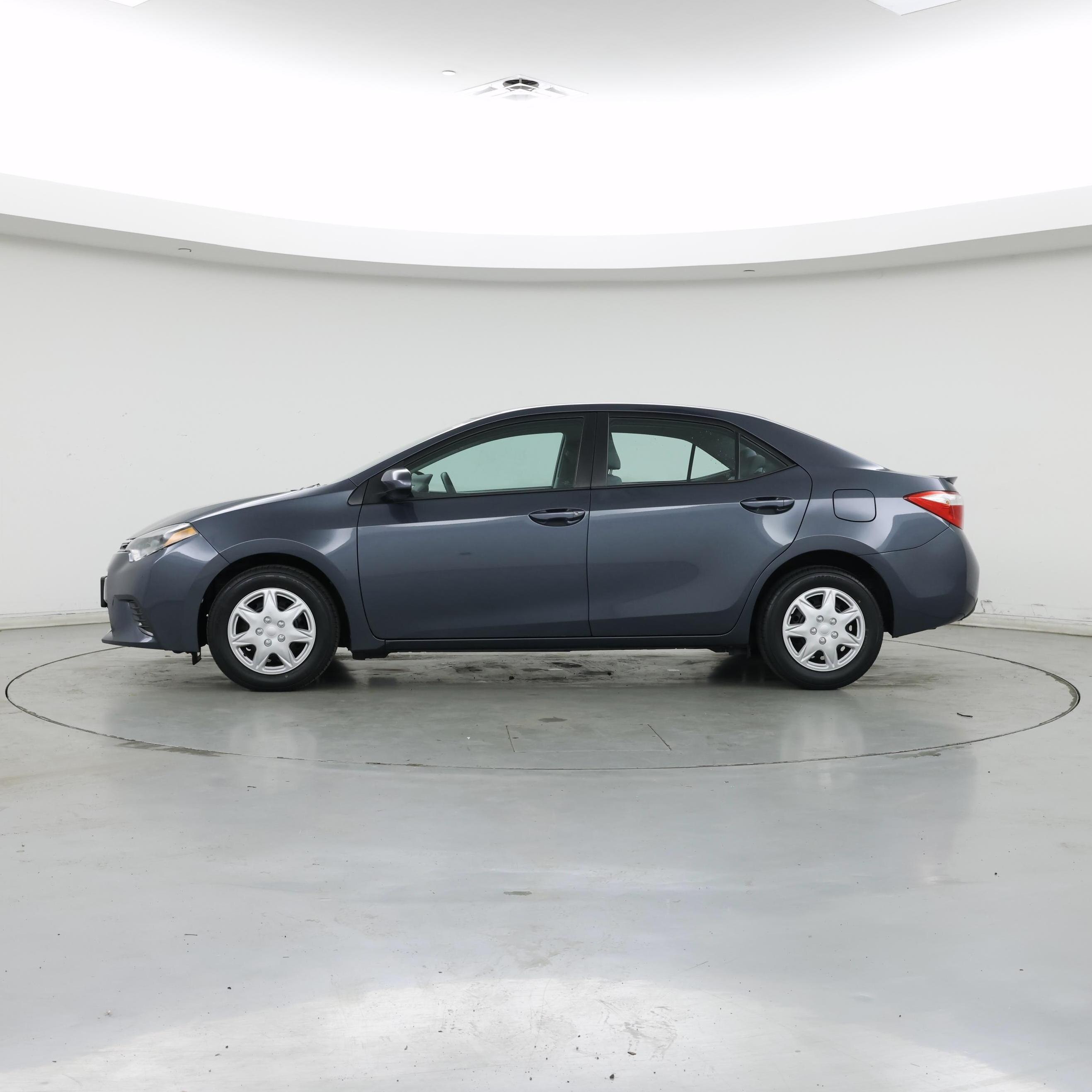 Thumbnail: 2016 Toyota Corolla - 3