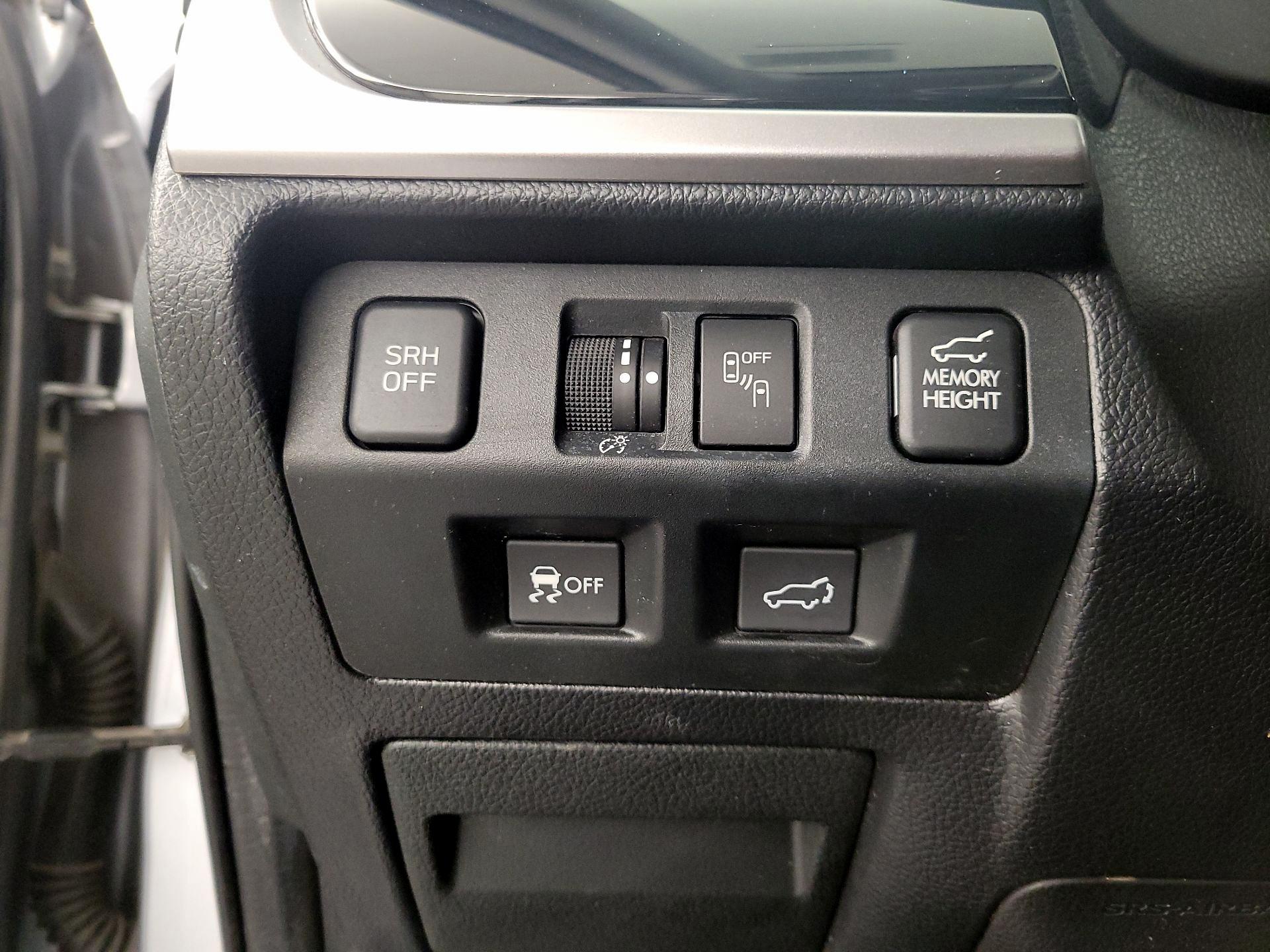 Thumbnail: 2017 Subaru Forester - 13