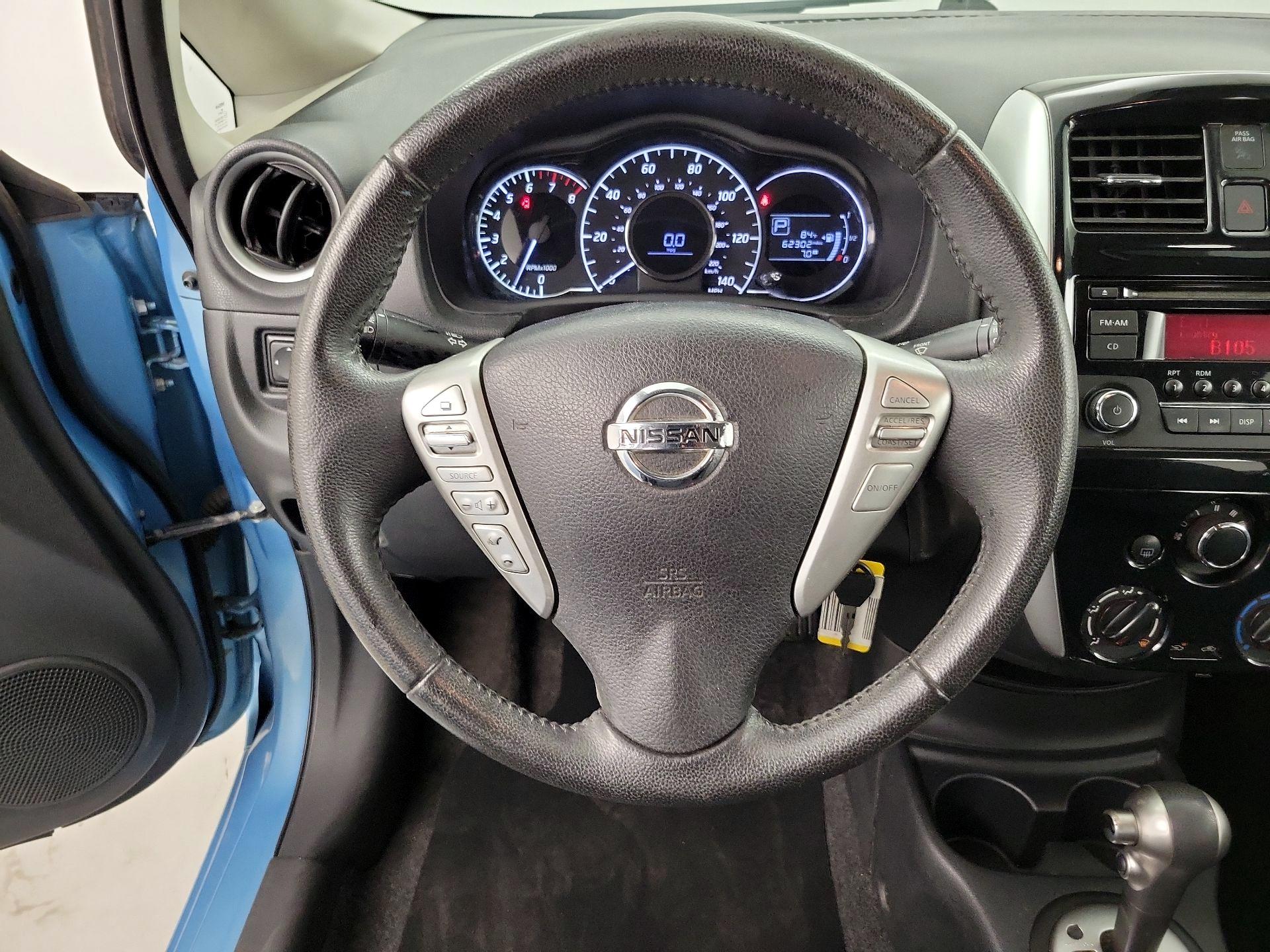 Thumbnail: 2015 Nissan Versa Note - 10