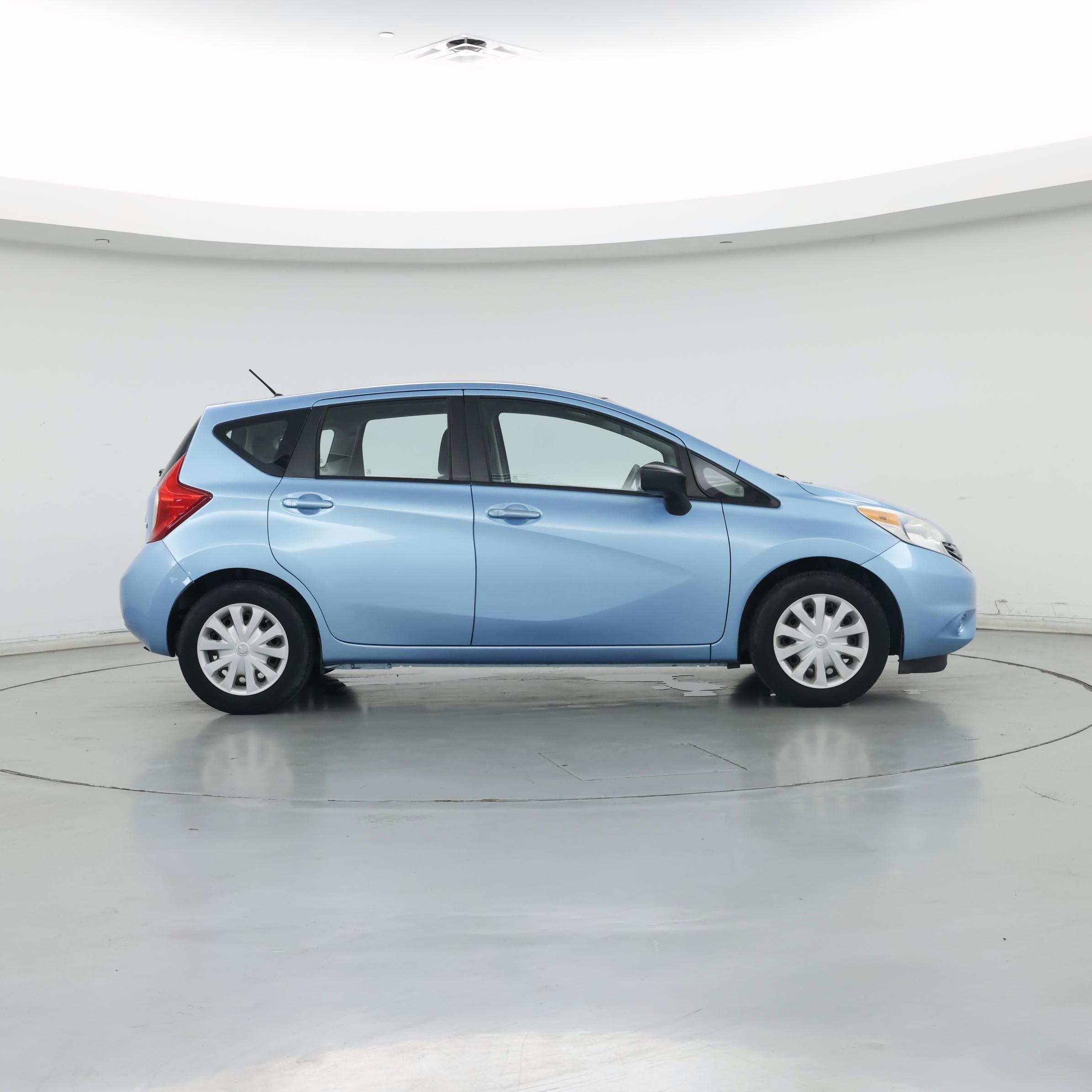 Thumbnail: 2015 Nissan Versa Note - 7