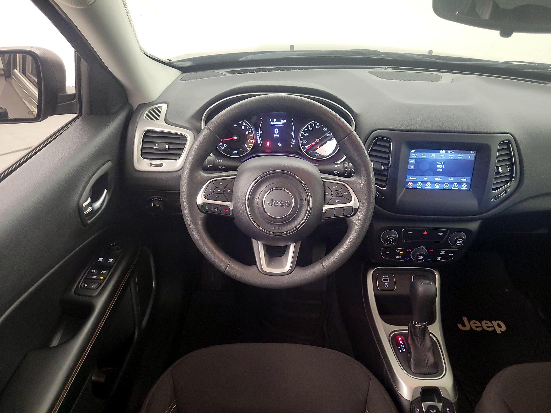 Thumbnail: 2021 Jeep Compass - 10