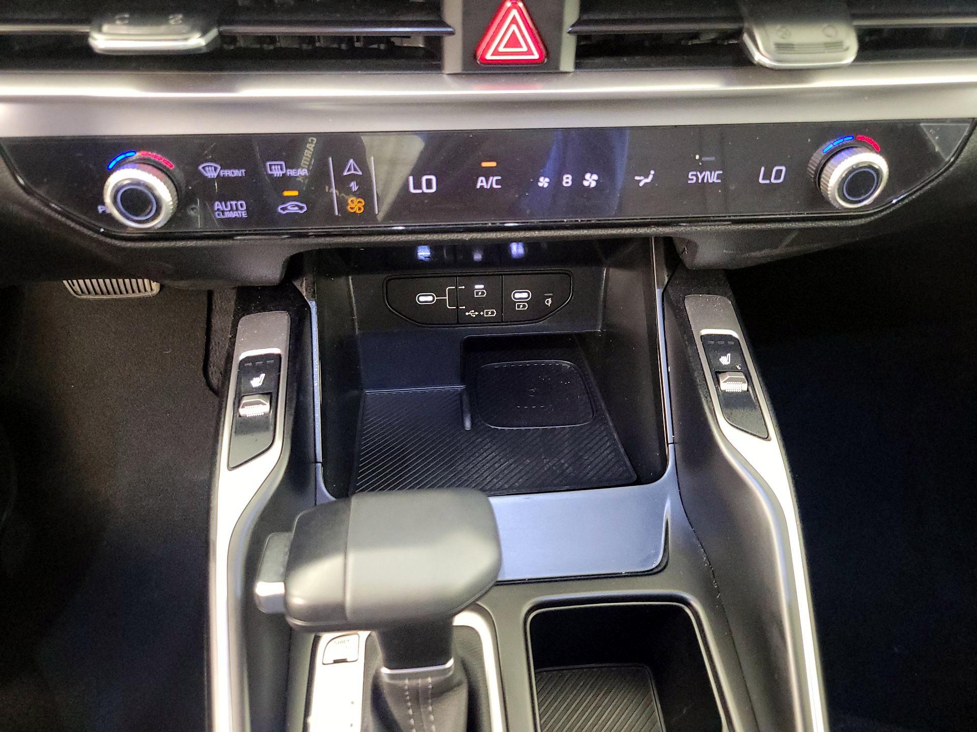 Thumbnail: 2025 Kia Sorento - 17