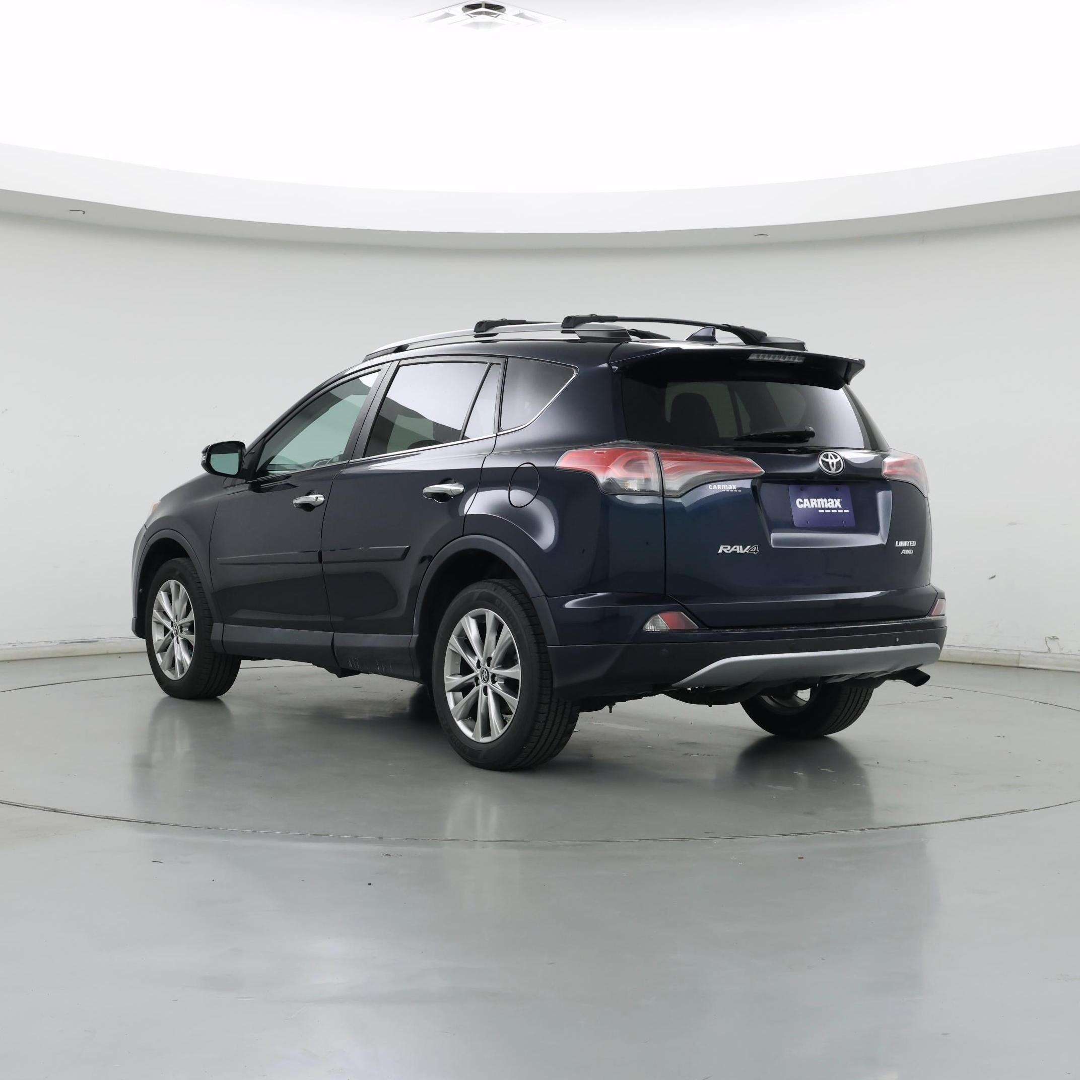 Thumbnail: 2017 Toyota RAV4 - 2