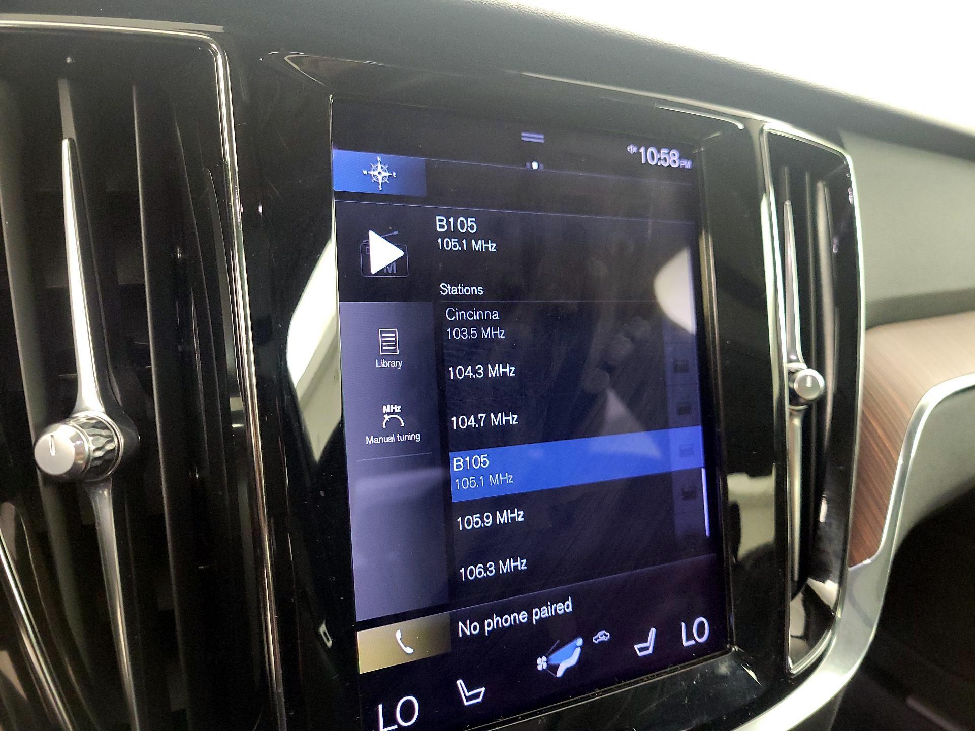 Thumbnail: 2022 Volvo S60 - 16