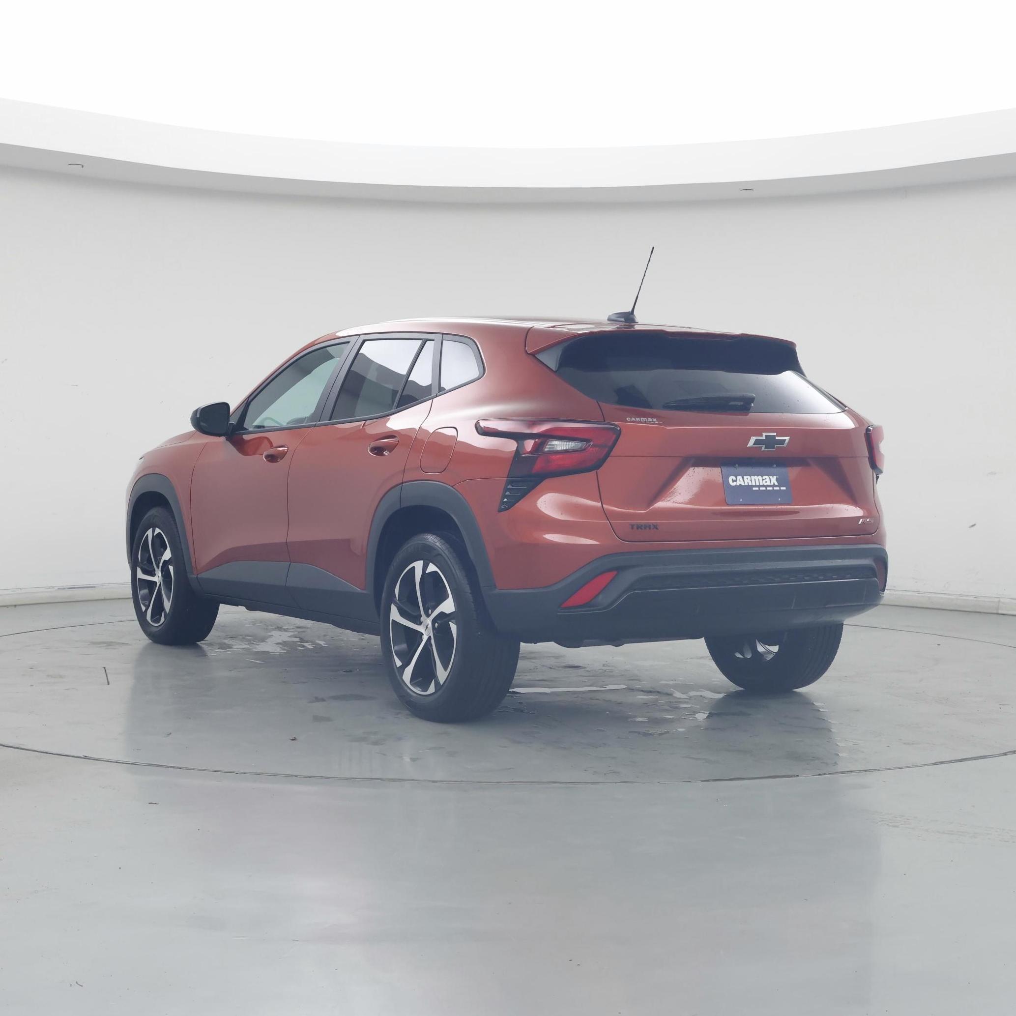 Thumbnail: 2024 Chevrolet Trax - 2