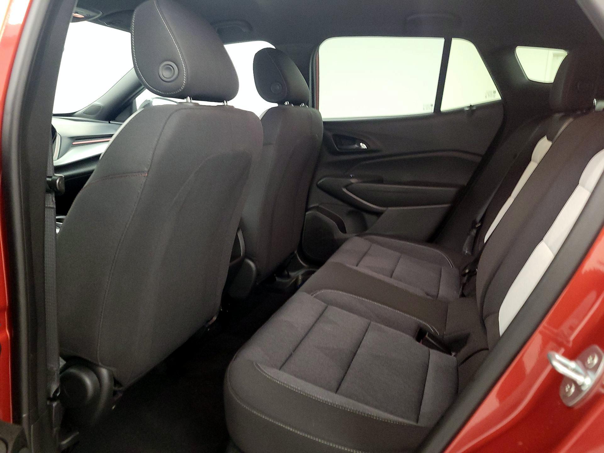 Thumbnail: 2024 Chevrolet Trax - 19