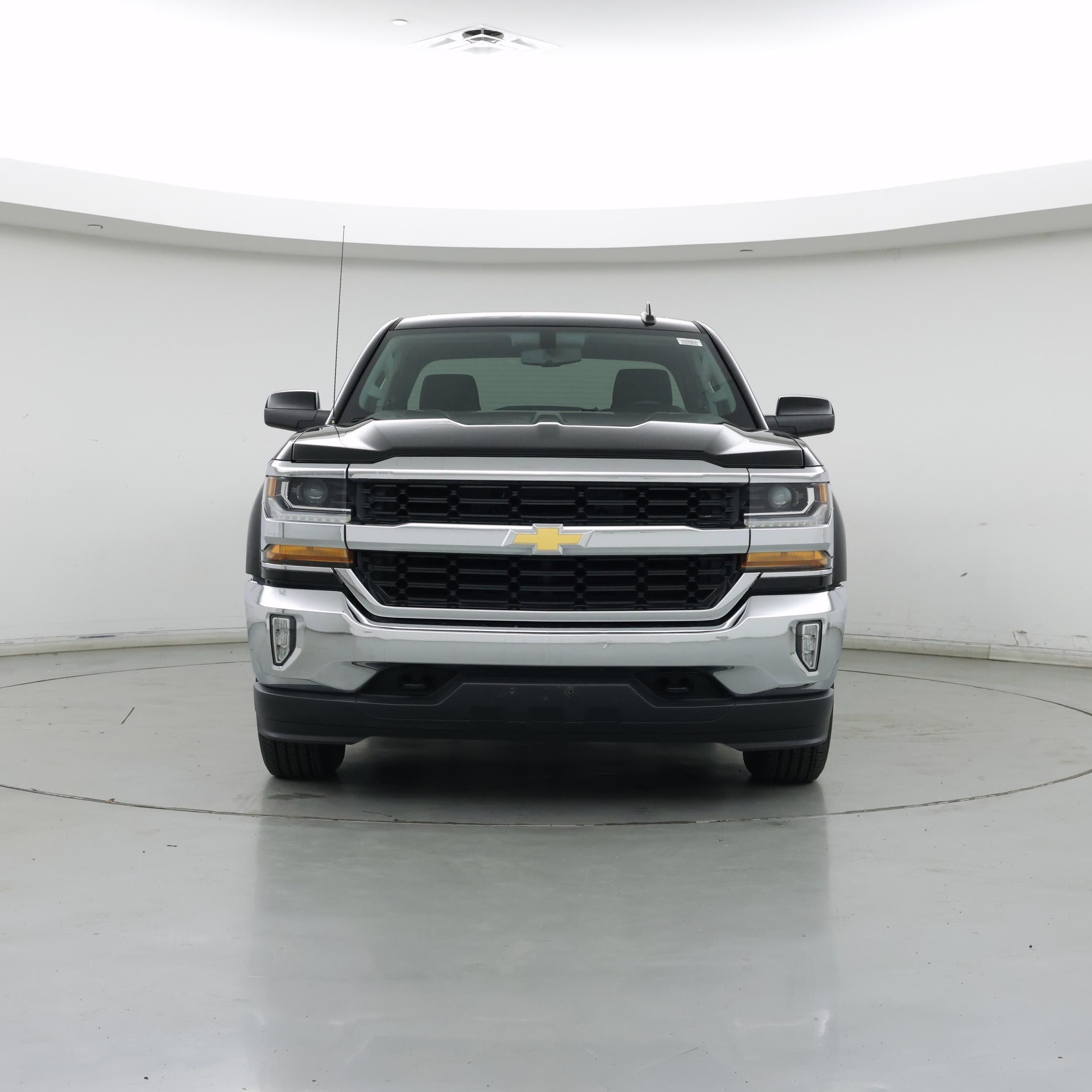 Thumbnail: 2017 Chevrolet Silverado 1500 - 5