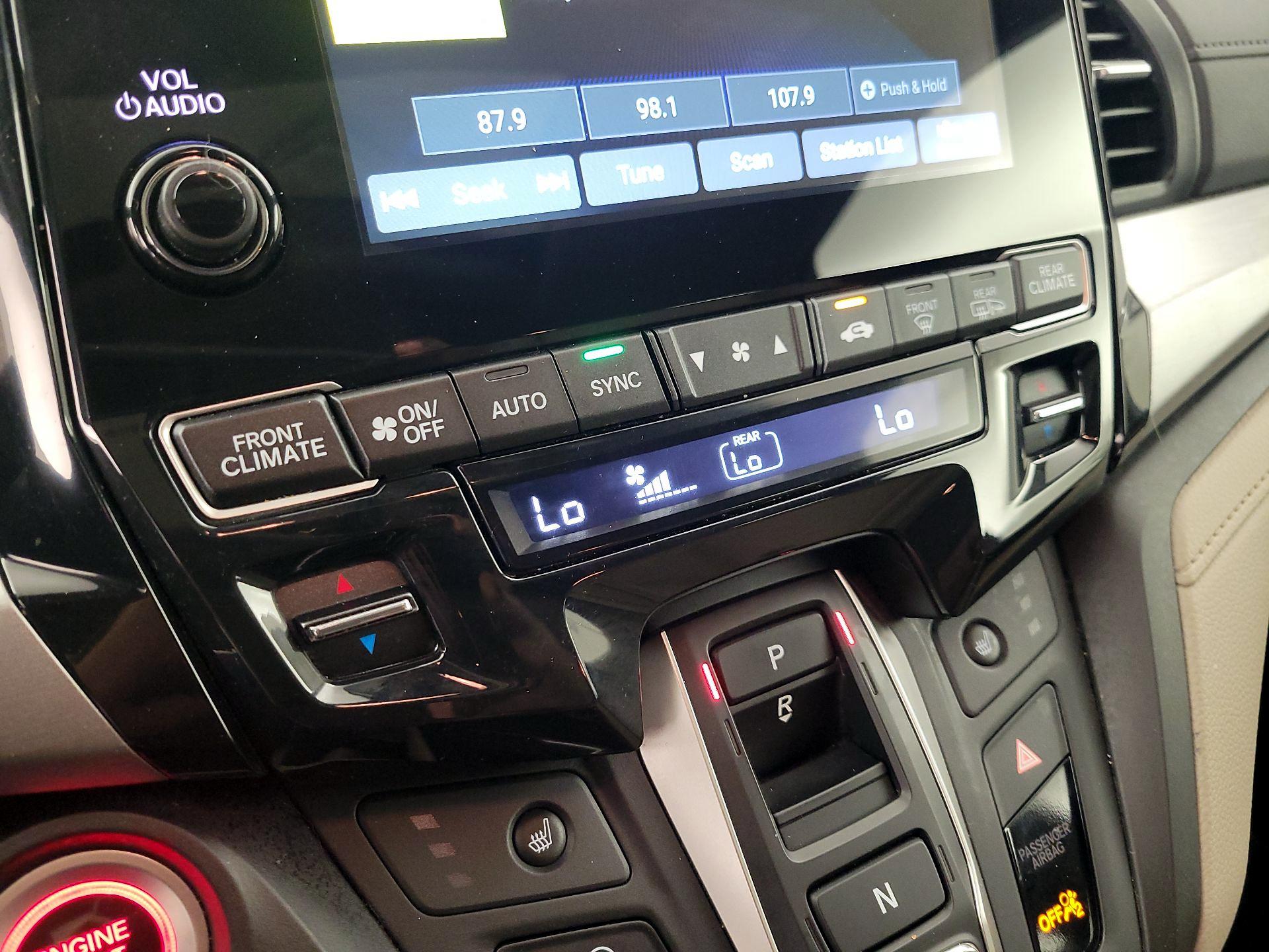 Thumbnail: 2024 Honda Odyssey - 16