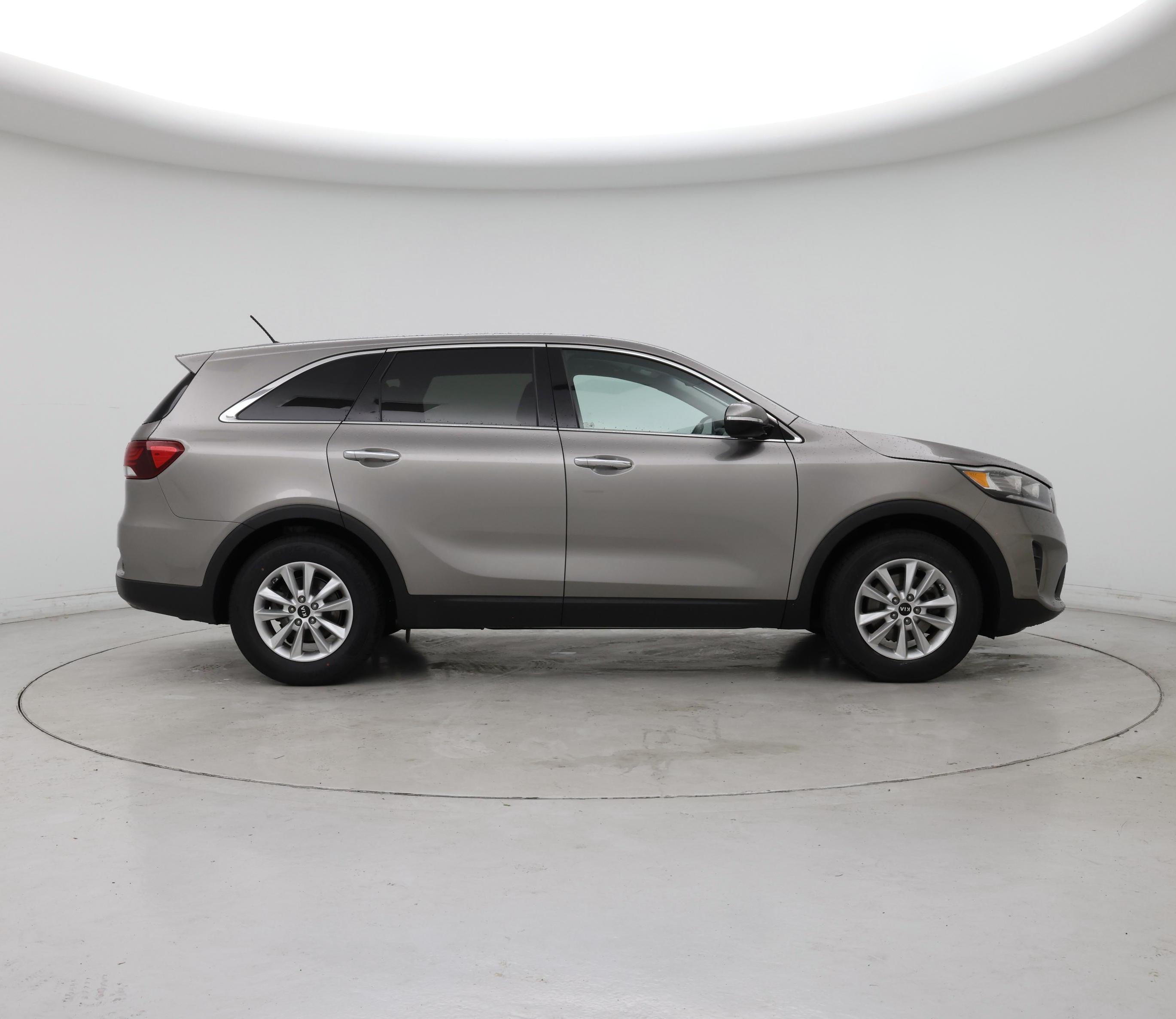 Thumbnail: 2019 Kia Sorento - 7