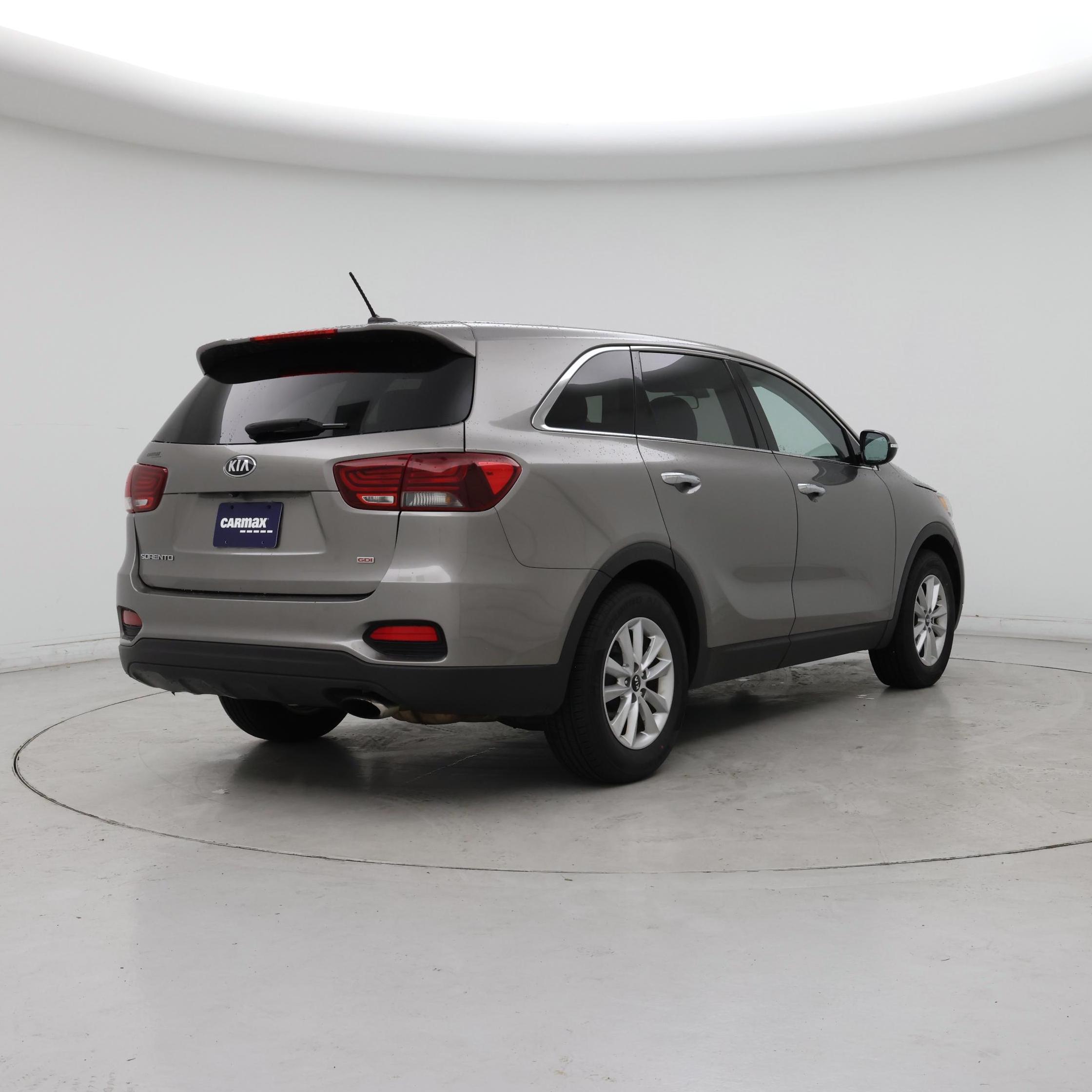 Thumbnail: 2019 Kia Sorento - 8