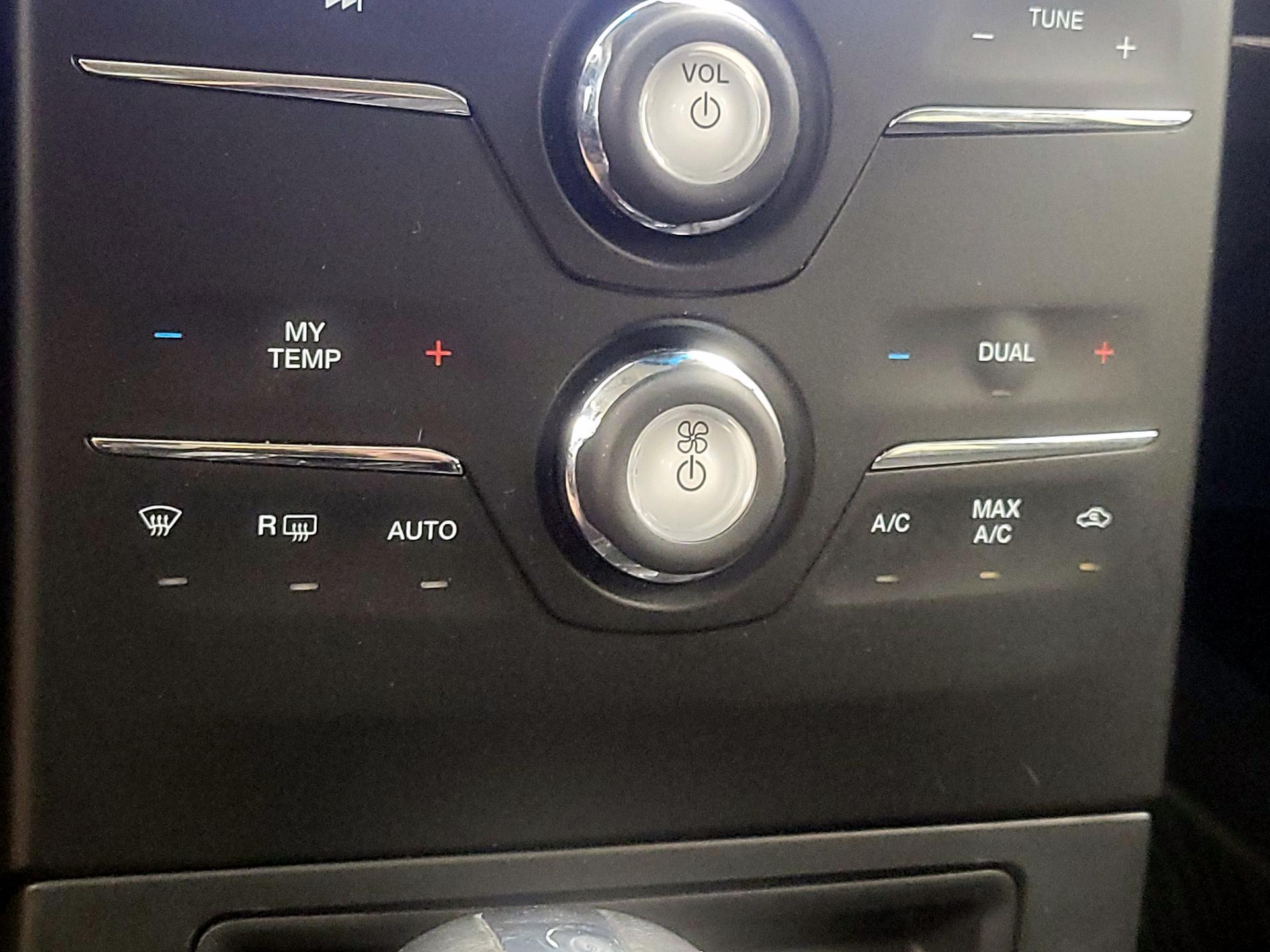 Thumbnail: 2019 Ford Flex - 14