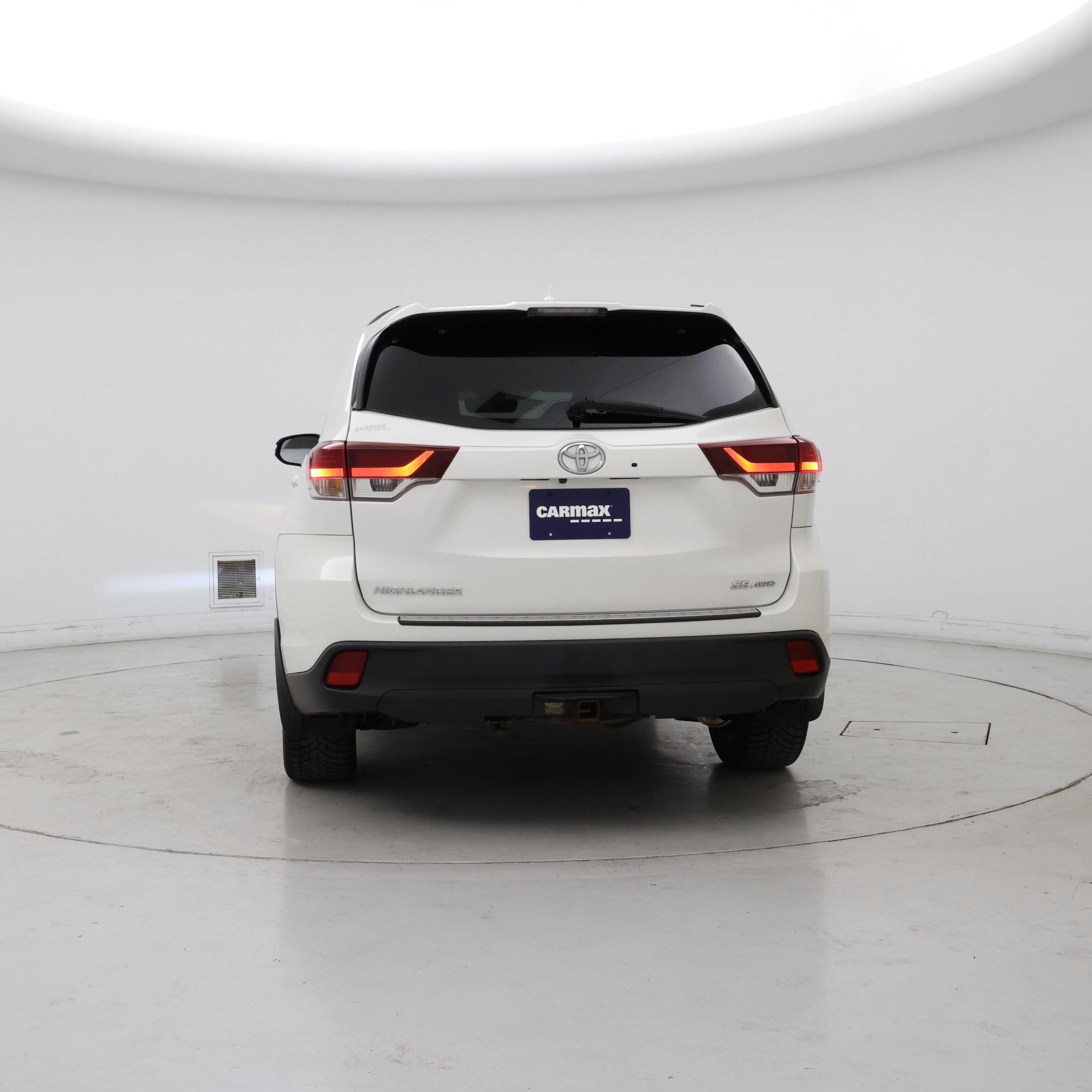 Thumbnail: 2019 Toyota Highlander - 6