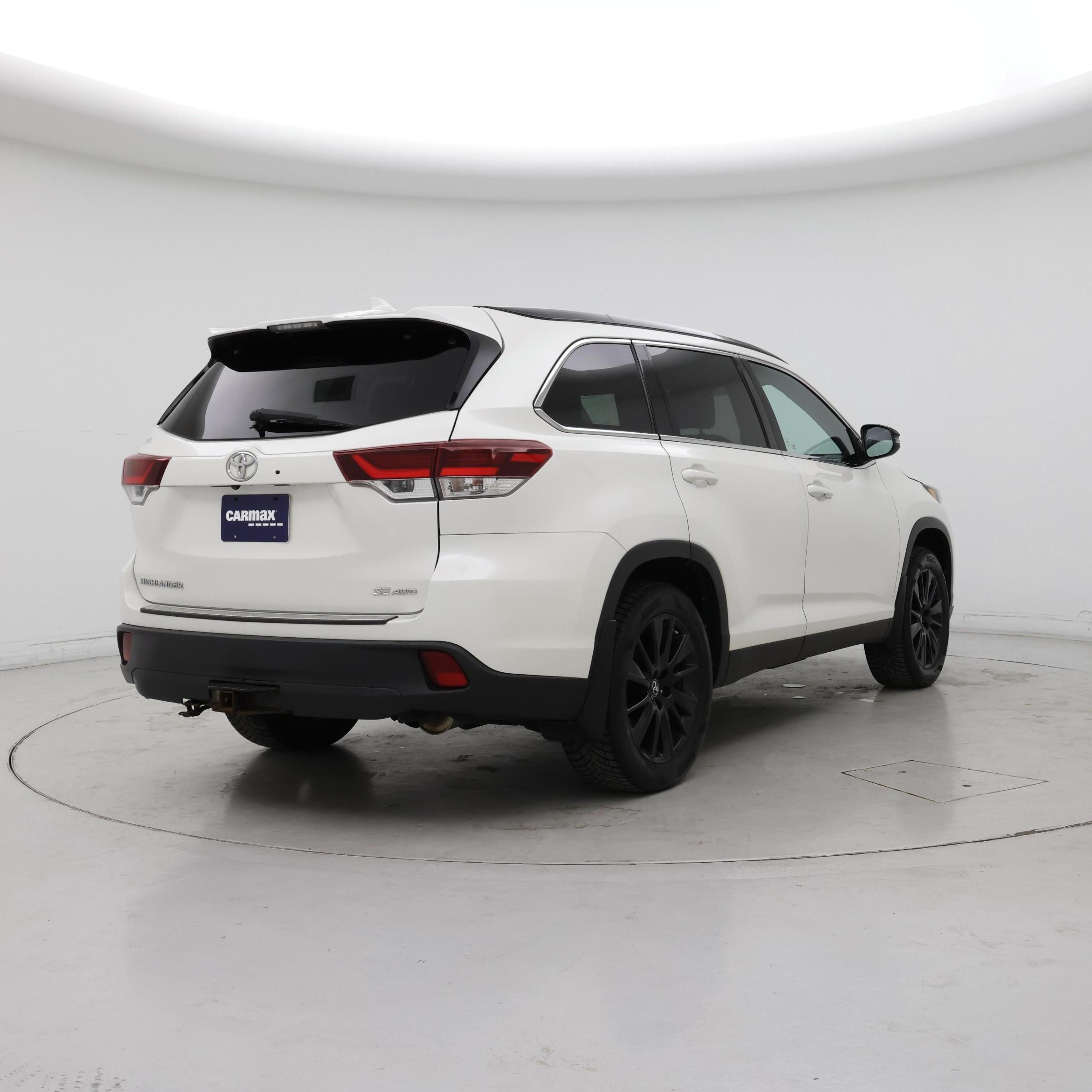 Thumbnail: 2019 Toyota Highlander - 8