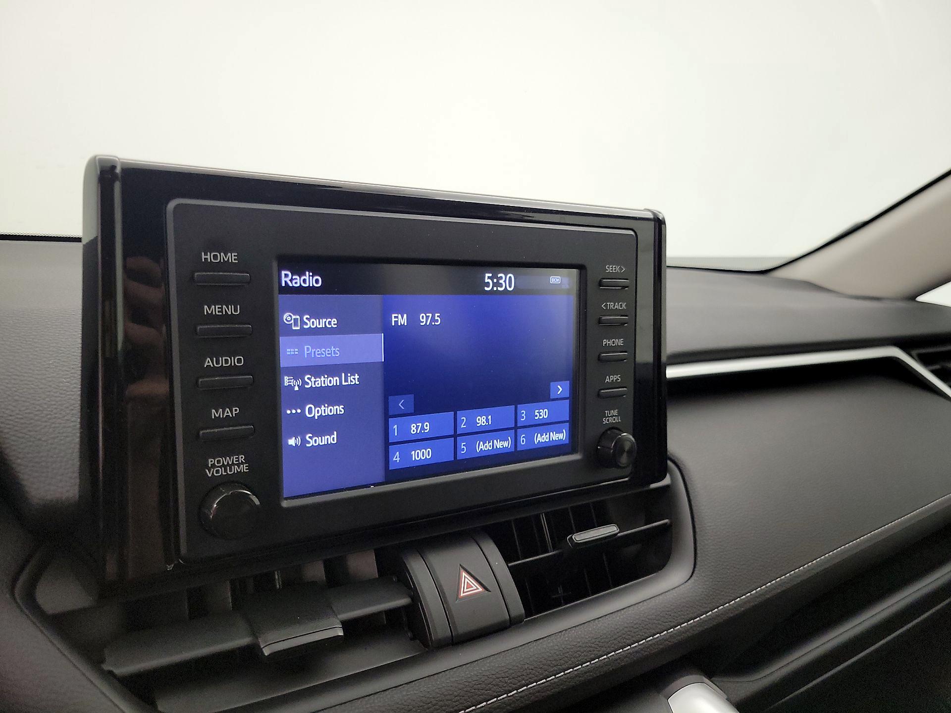 Thumbnail: 2019 Toyota RAV4 - 15