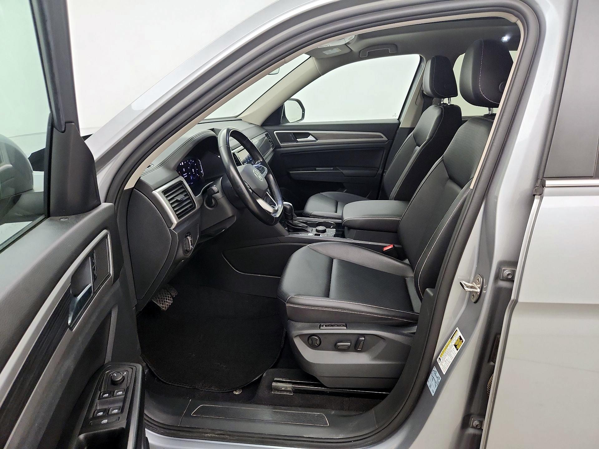 Thumbnail: 2021 Volkswagen Atlas - 11