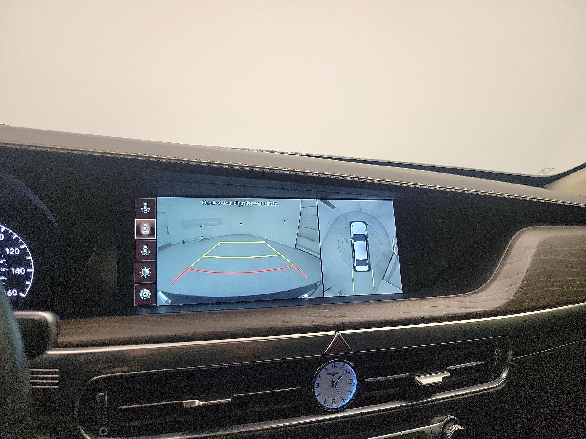 Thumbnail: 2020 Genesis G90 - 15