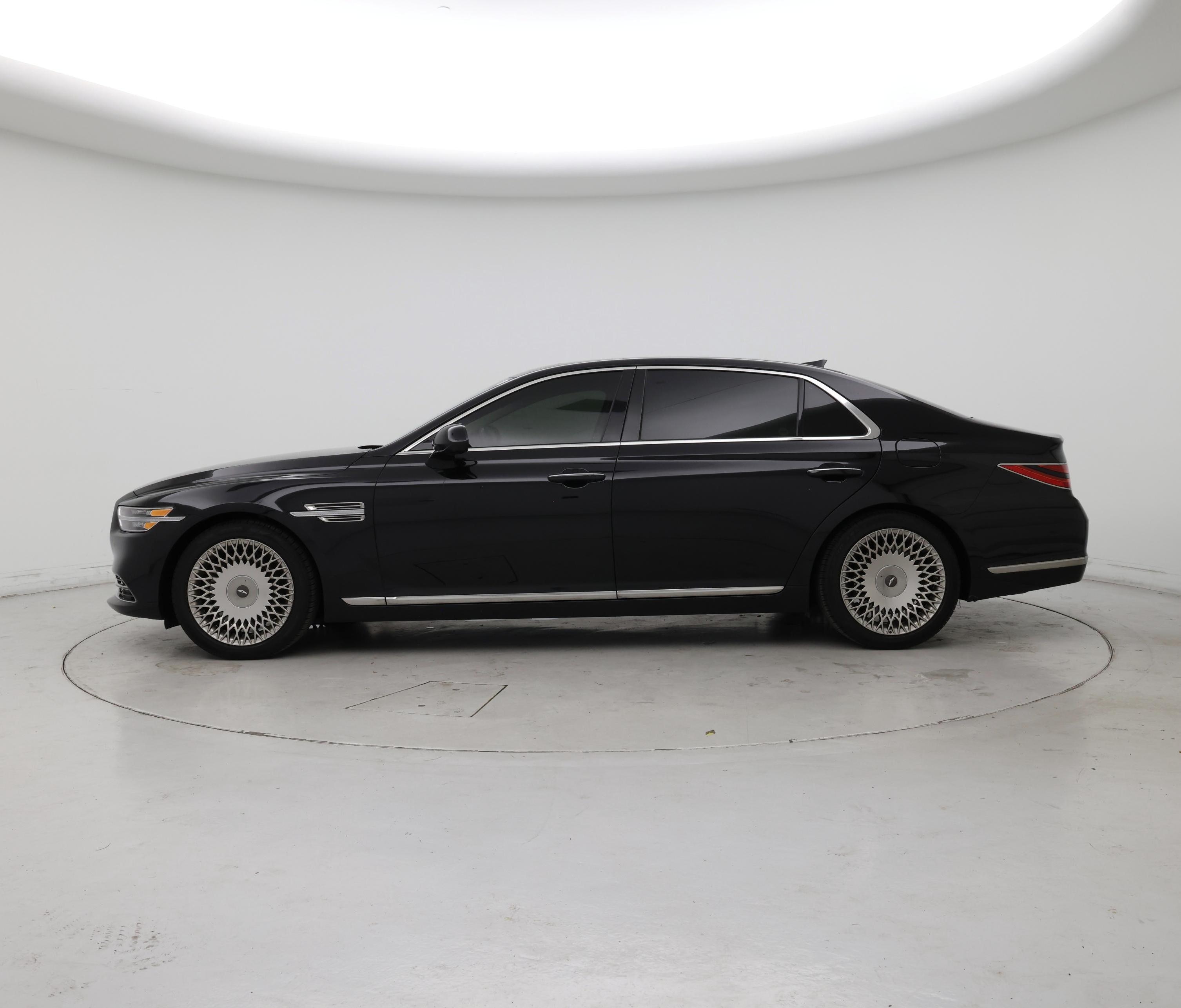 Thumbnail: 2020 Genesis G90 - 3