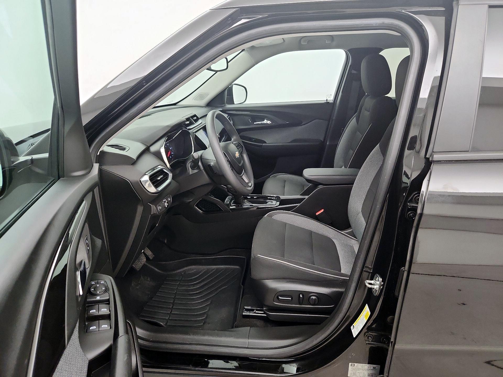 Thumbnail: 2022 Chevrolet TrailBlazer - 11