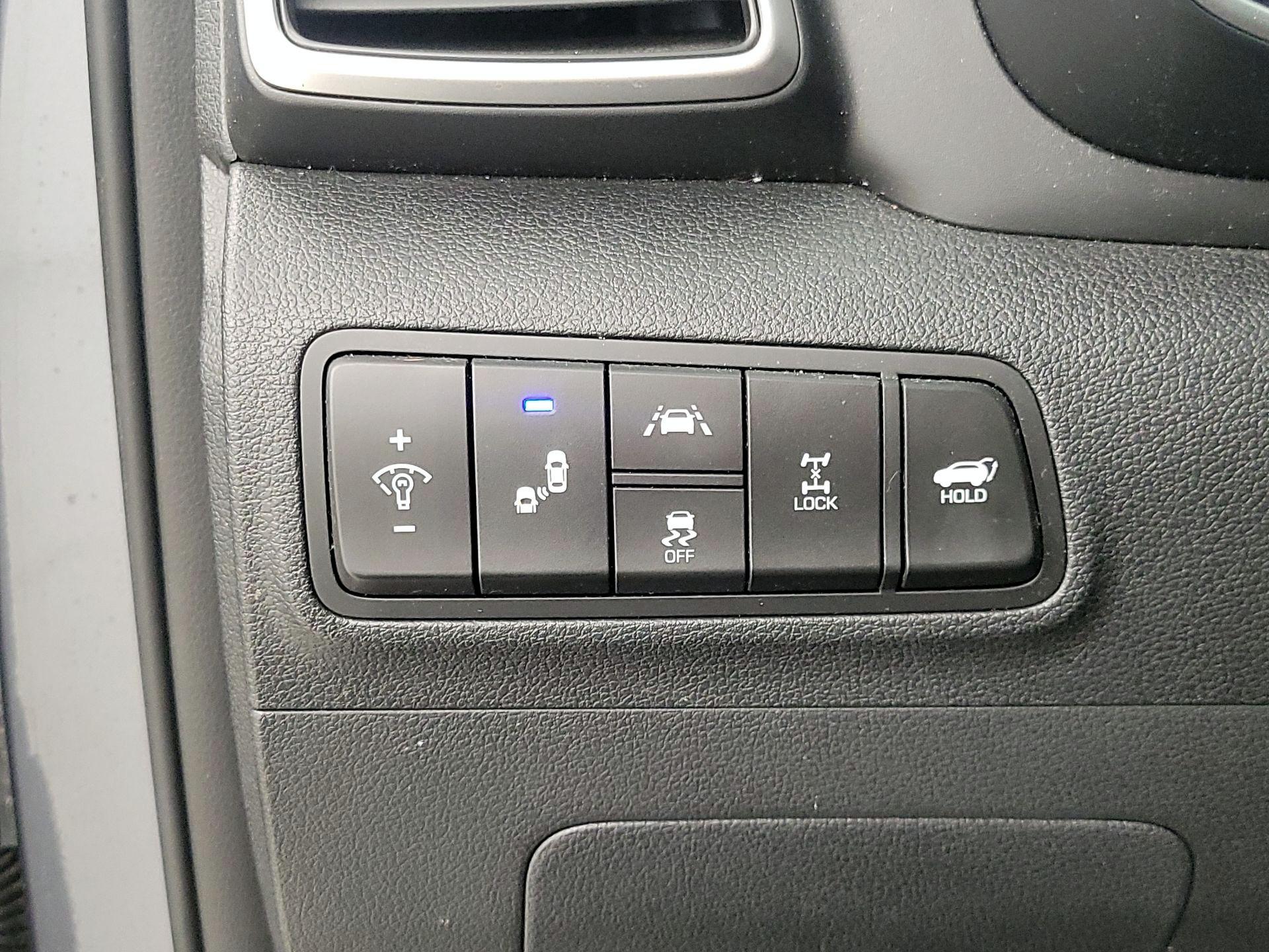 Thumbnail: 2019 Hyundai Tucson - 13