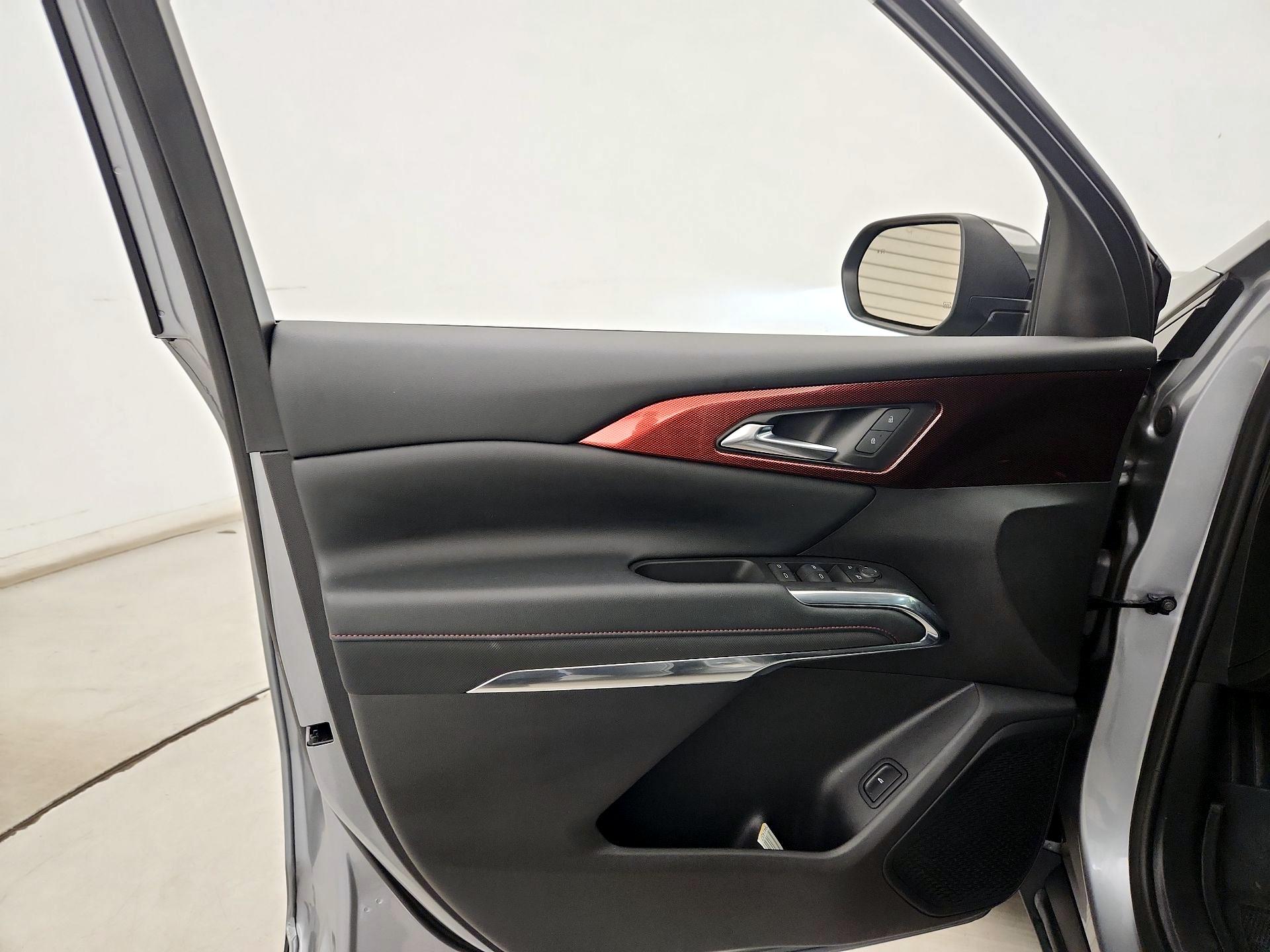 Thumbnail: 2025 Chevrolet Traverse - 12