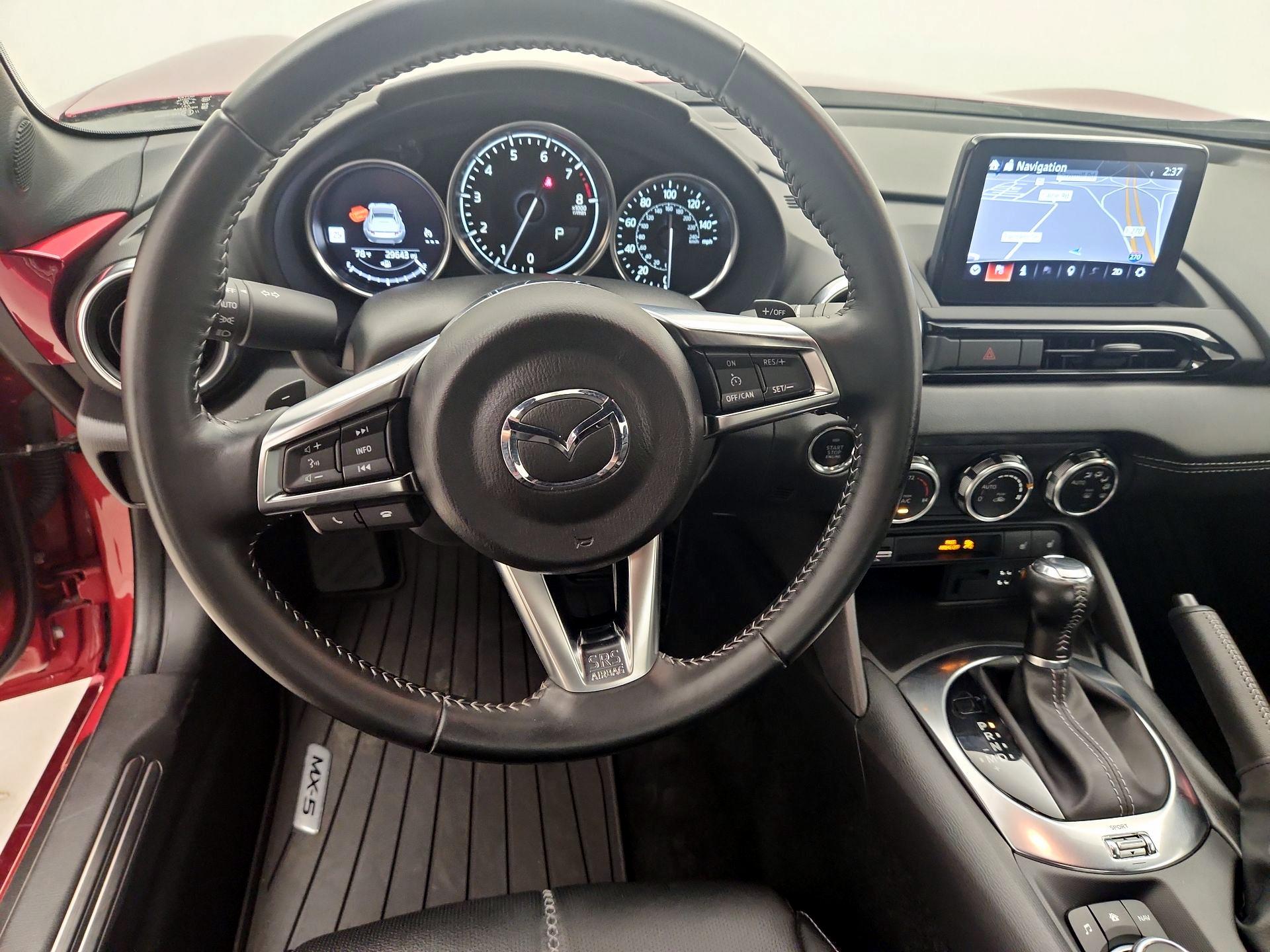 Thumbnail: 2021 Mazda MX-5 Miata - 10