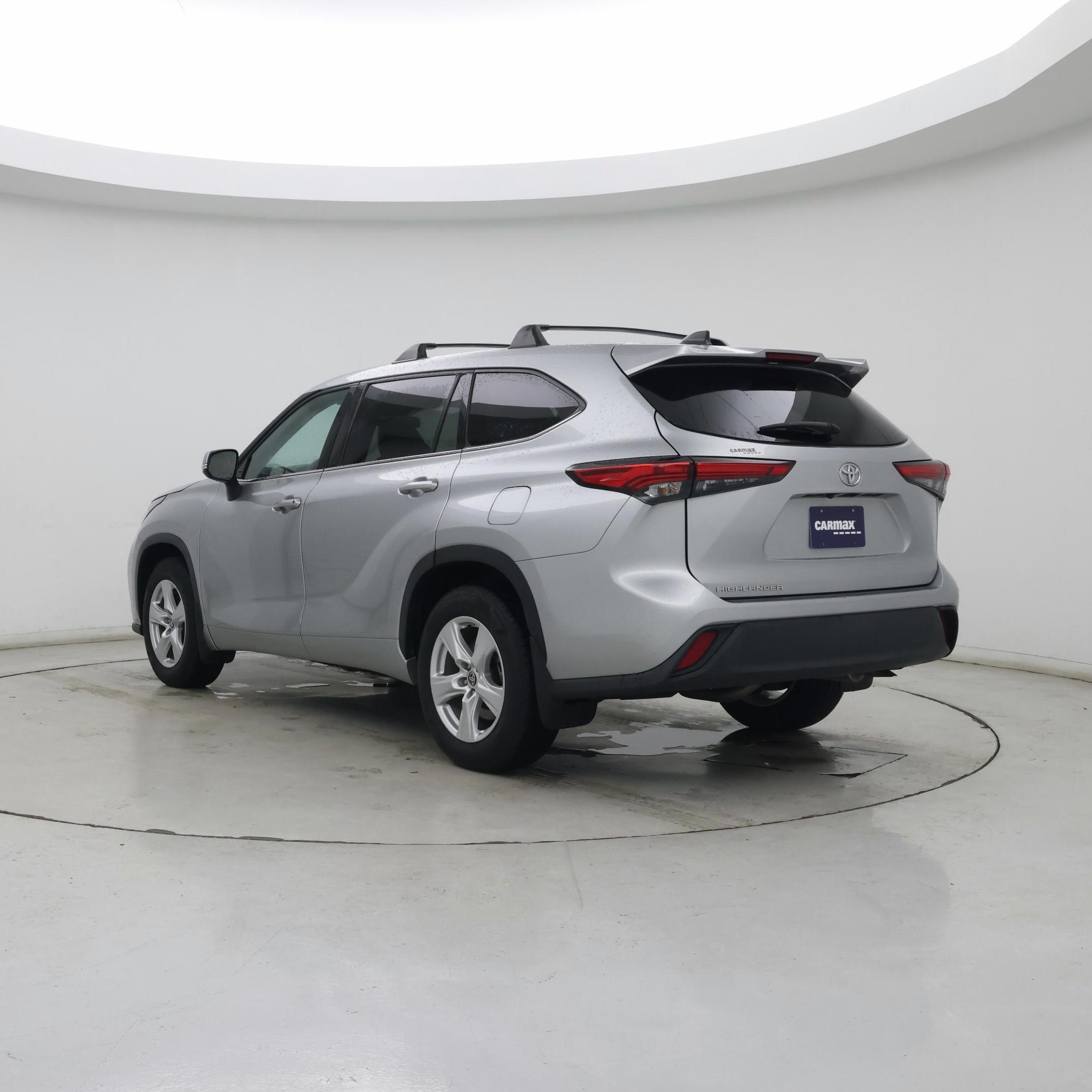 Thumbnail: 2022 Toyota Highlander - 2